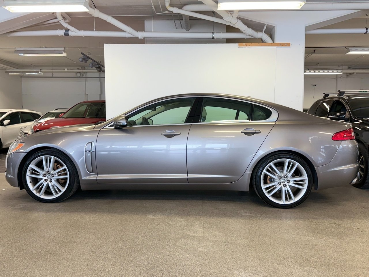 Jaguar XF 3.0 V6 Euro 5 2010, photo 2/10