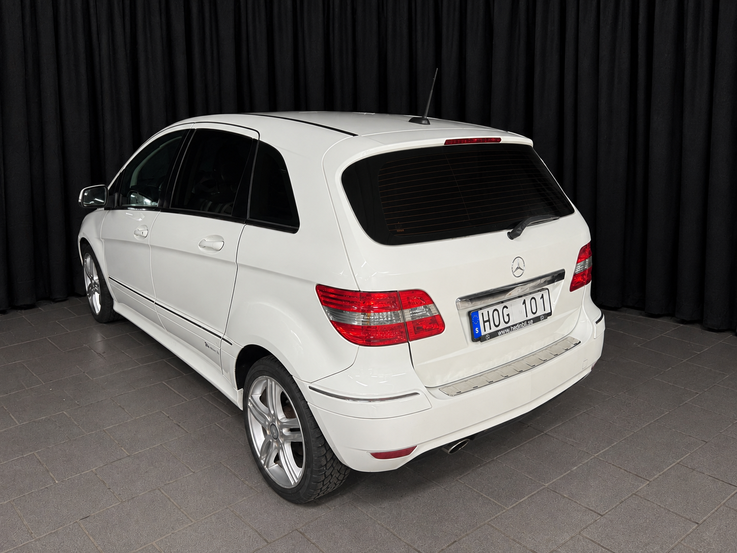 Mercedes-Benz B 180 Manuell 2010, kuva 5/7