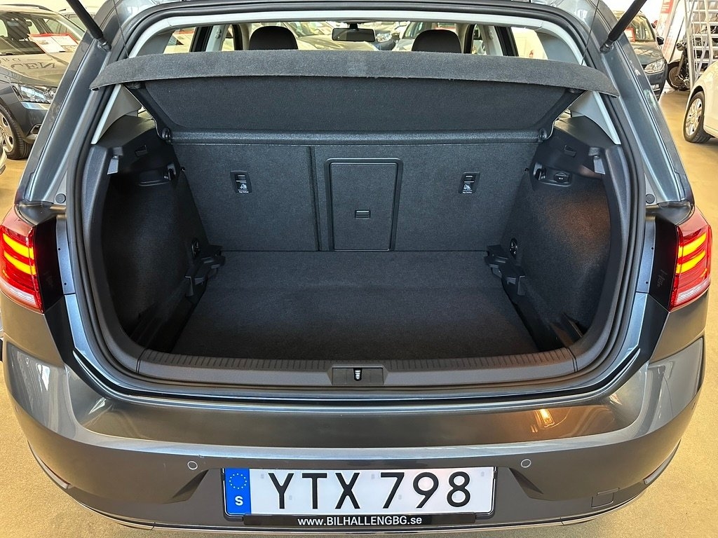 Volkswagen Golf 2019, kuva 7/10