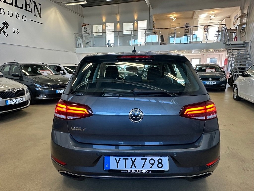 Volkswagen Golf 2019, kuva 6/10