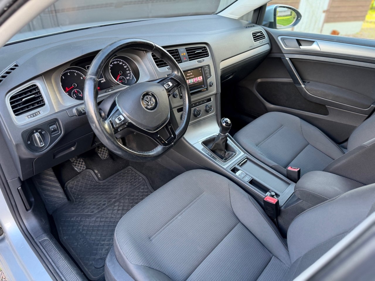 Volkswagen Golf 2017, kuva 7/10