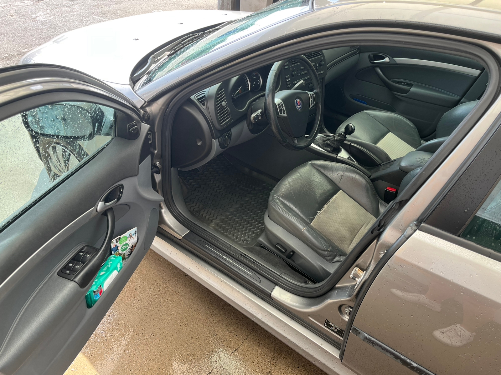 Saab 9-3 SportSedan 2.0 T Manuell 2004, photo 7/10