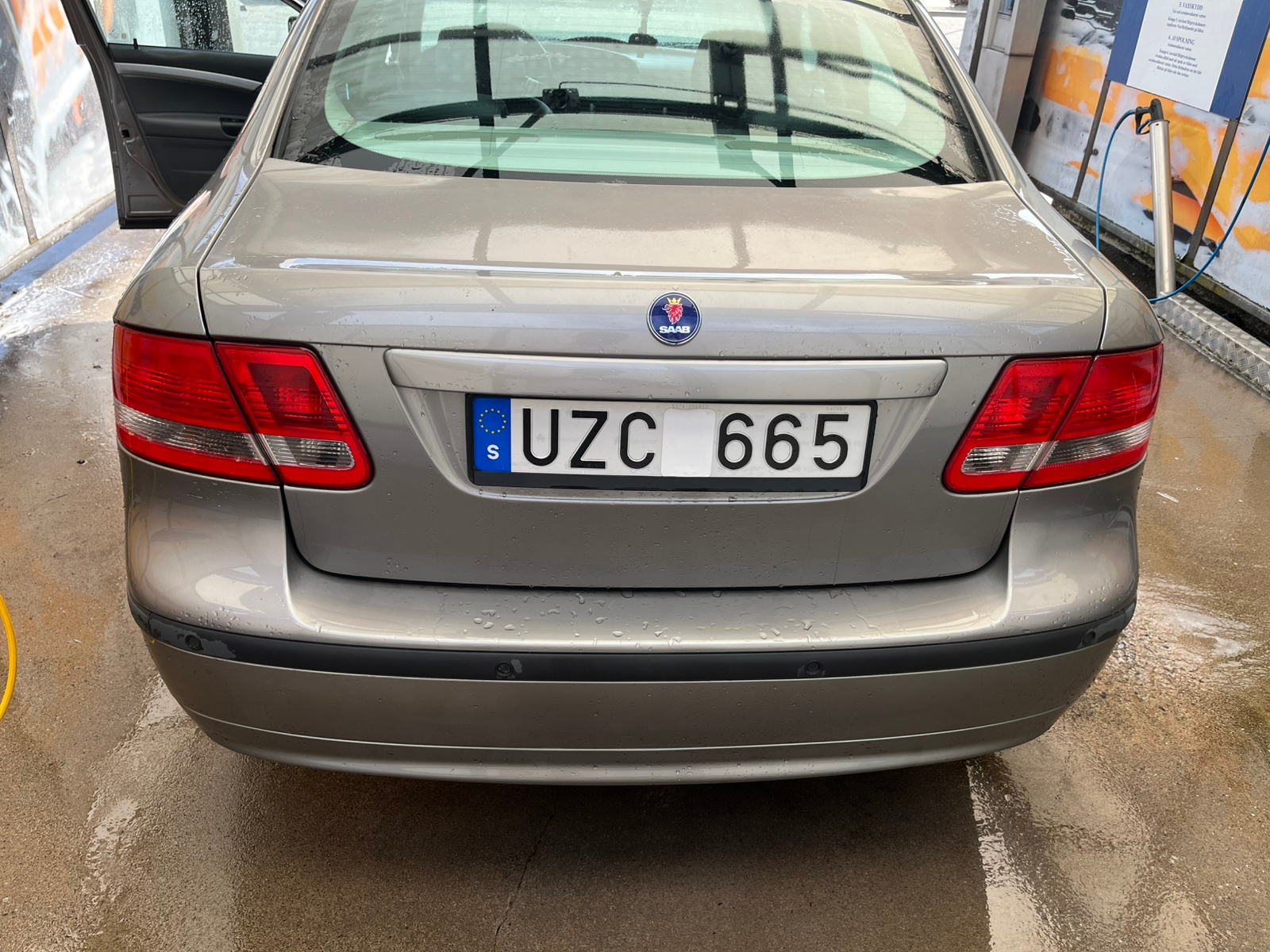 Saab 9-3 SportSedan 2.0 T Manuell 2004, photo 4/10