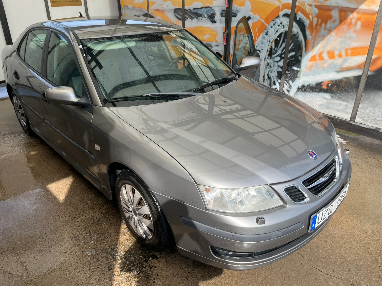 Saab 9-3 SportSedan 2.0 T Manuell 2004, photo 2/10