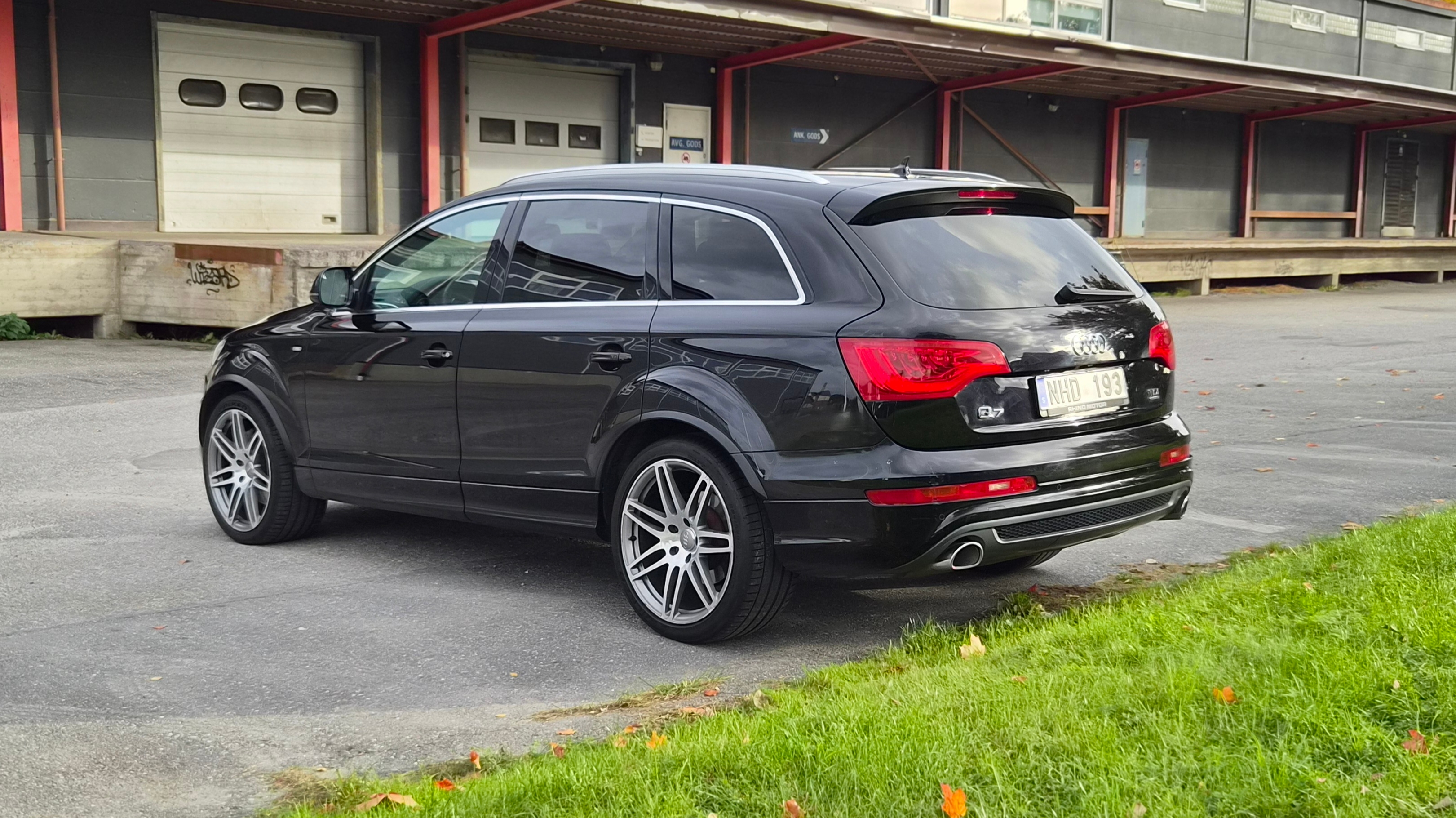 Audi Q7 3.0 TDI Quattro 7-Sits S-Line 2013, kuva 7/10