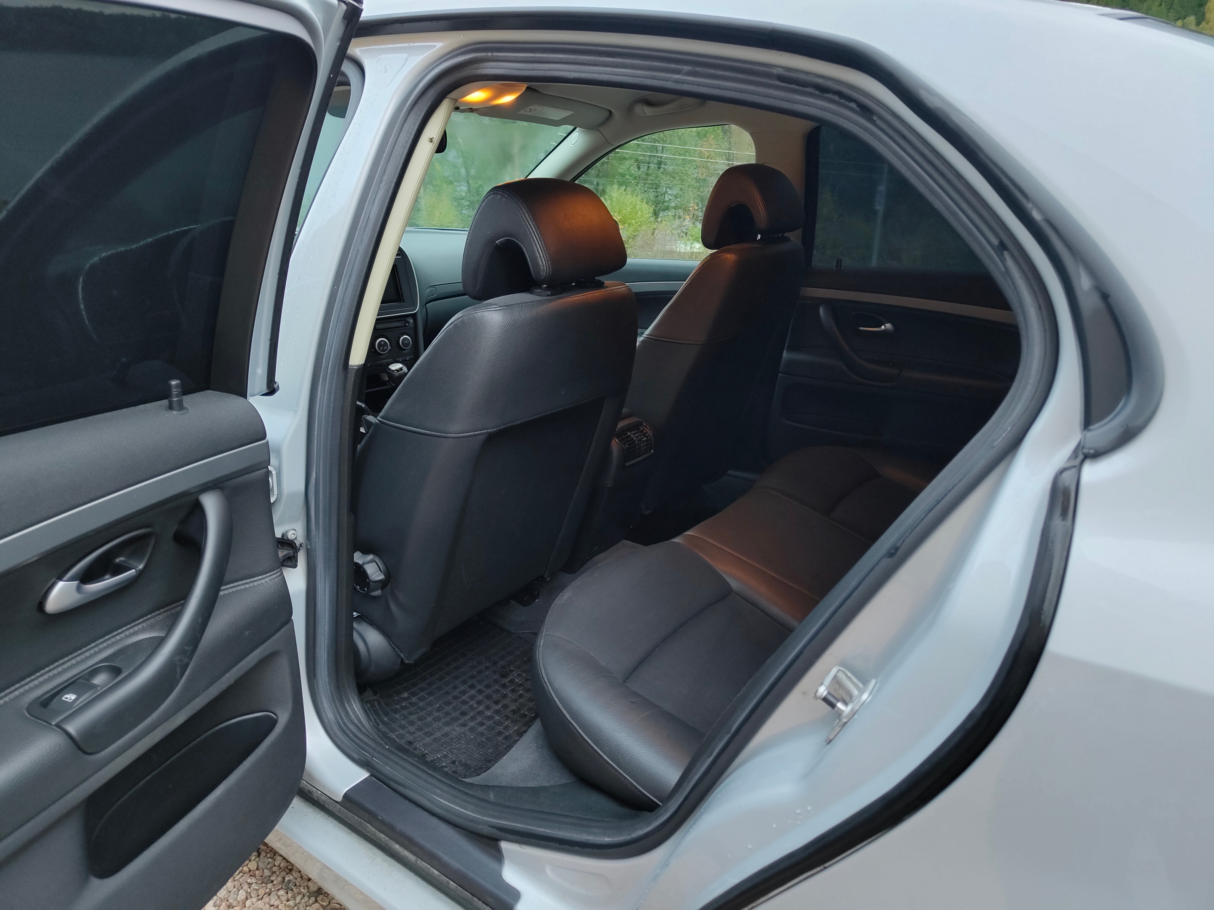 Saab 9-3 2008, photo 4/10