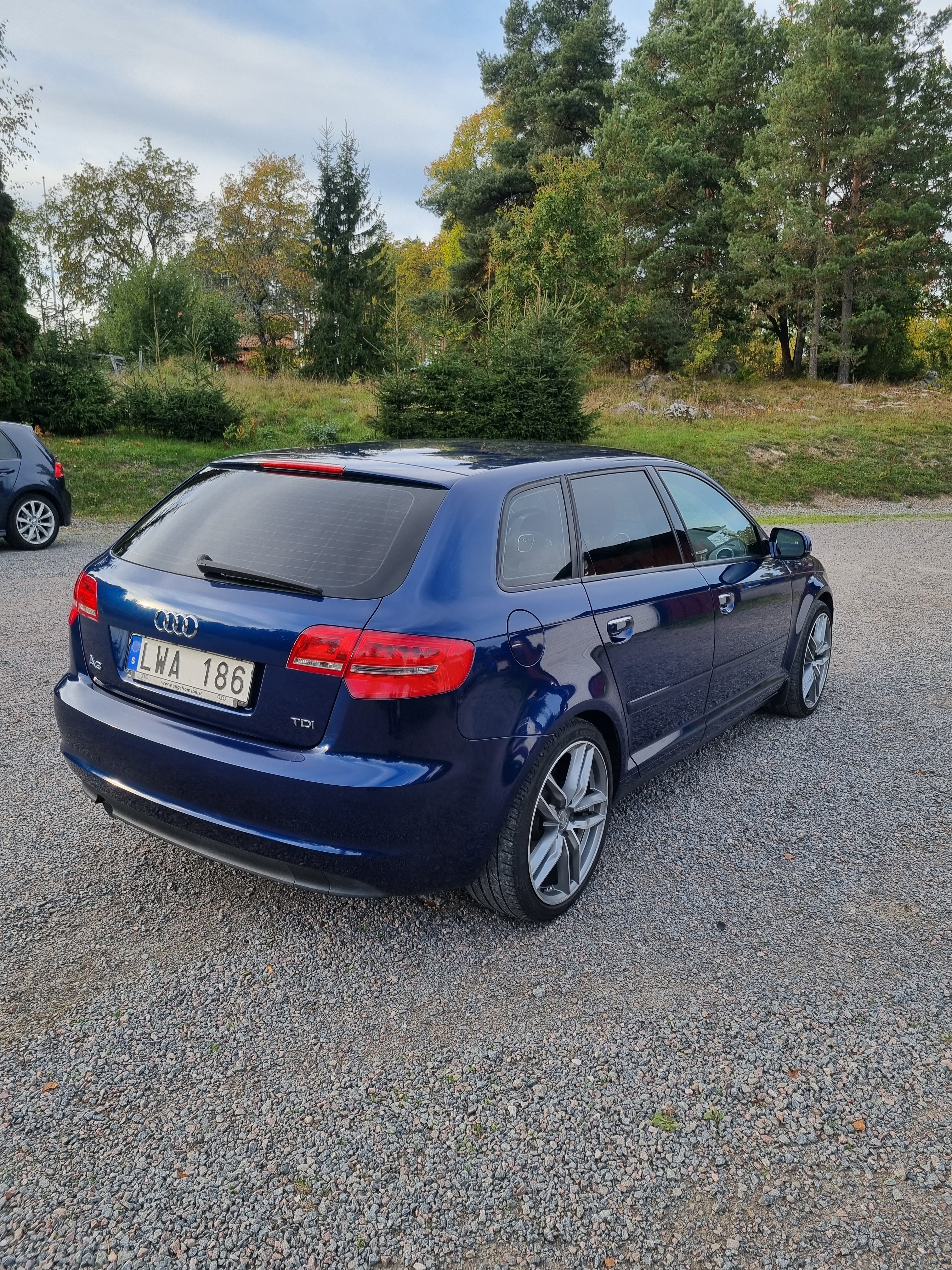 Audi A3 Sportback 2.0 TDI Manuell 2012, bild 4/5
