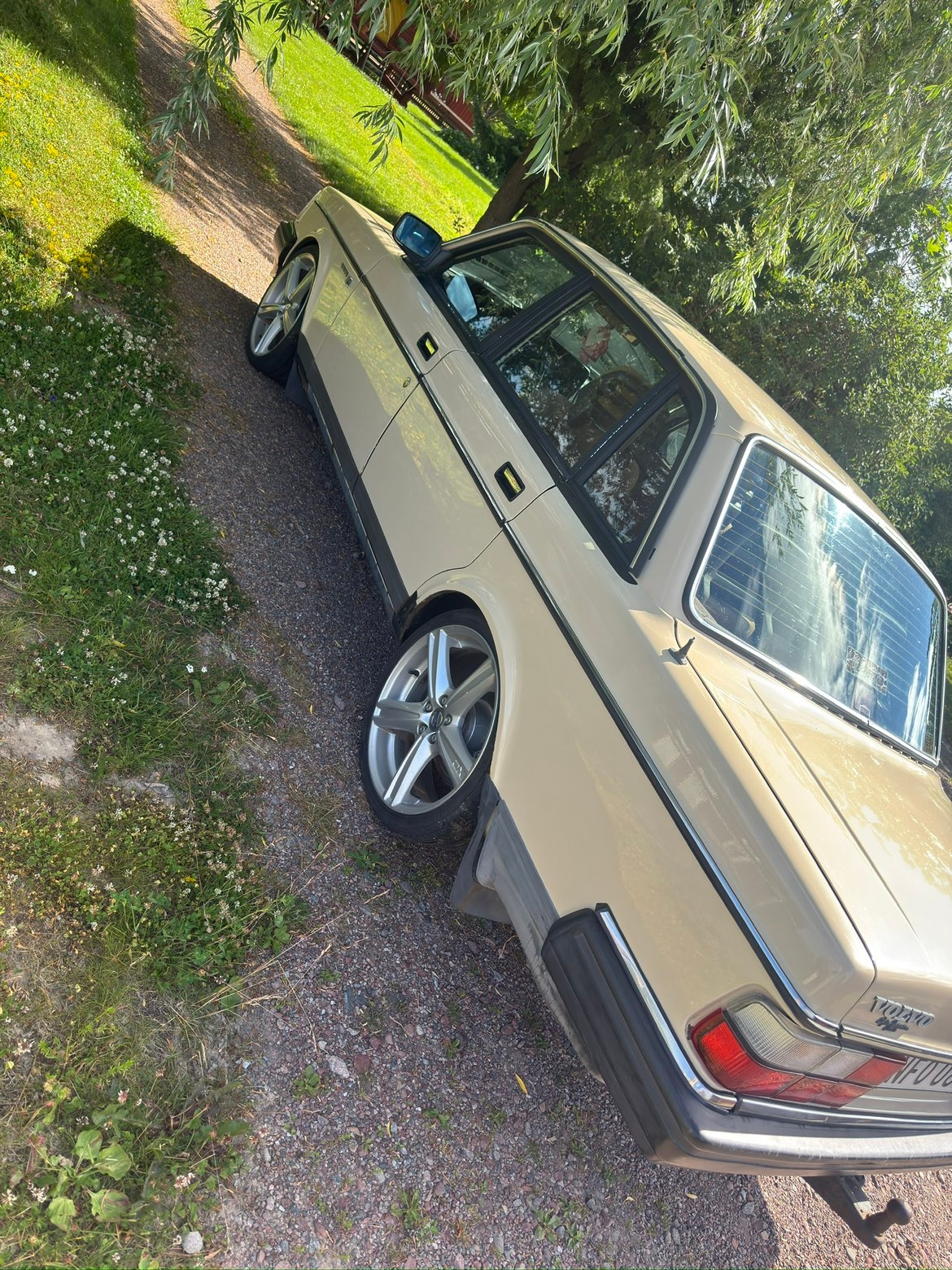 Volvo 240 2.3 Manuell 1988, photo 4/5