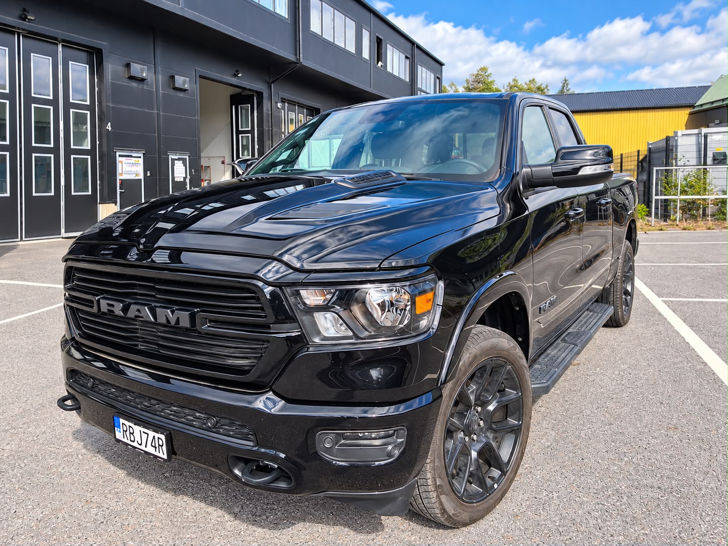 Dodge RAM 1500 2021, kuva 5/10