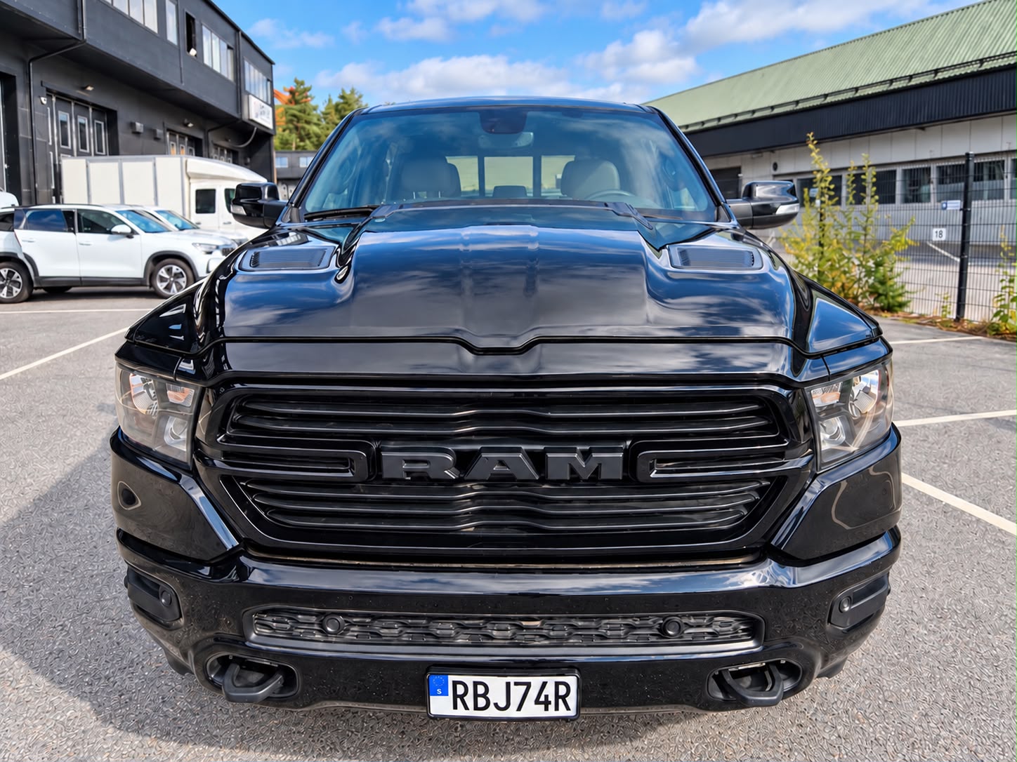 Dodge RAM 1500 2021, kuva 2/10