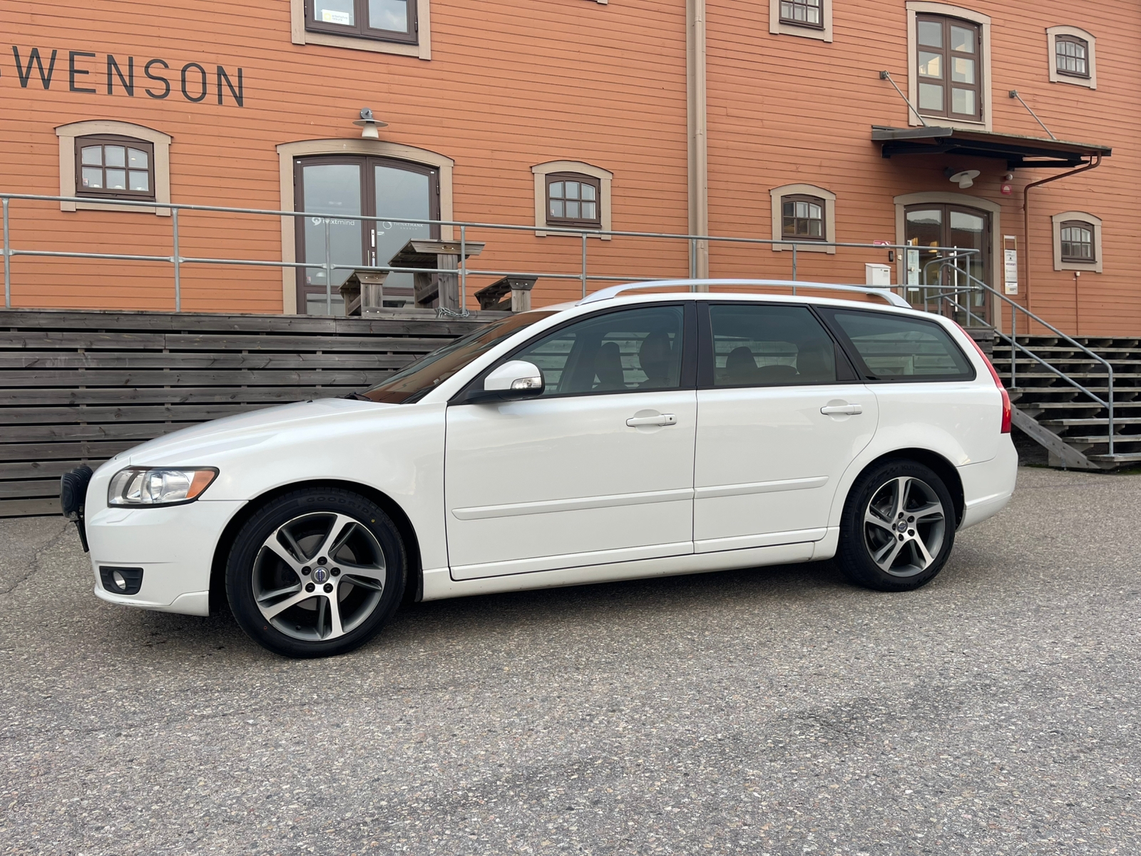 Volvo V50