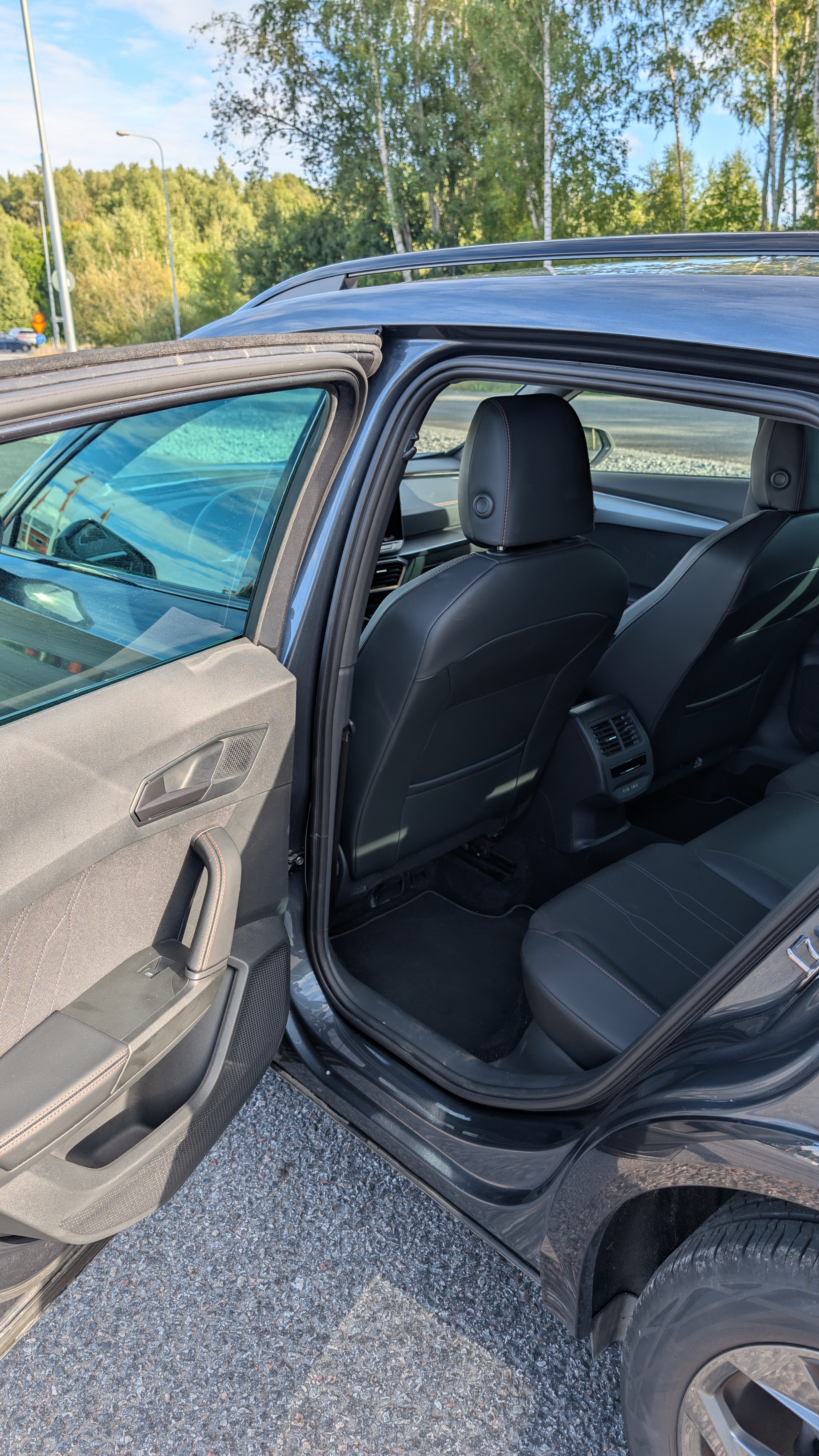 Cupra Formentor 1.5 eTSI DSG Sekventiell 2025, bild 5/9