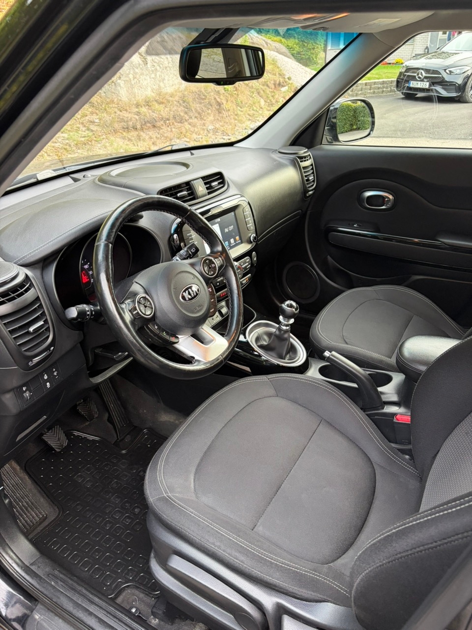 Kia Soul 1.6 CRDi Manuell 2018, kuva 3/9