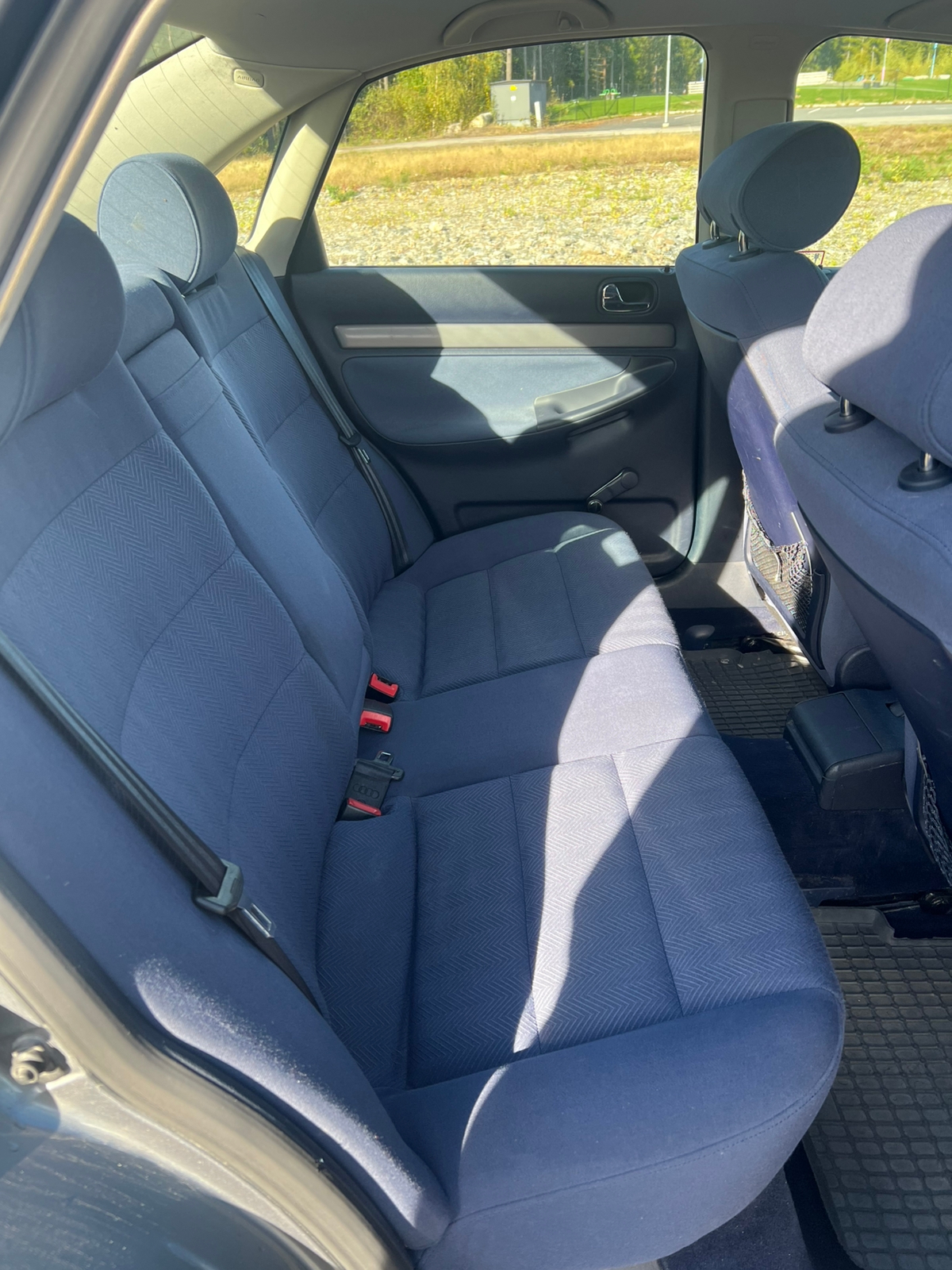 Audi A4 Sedan 1.8 T quattro Manuell 2001, photo 6/7
