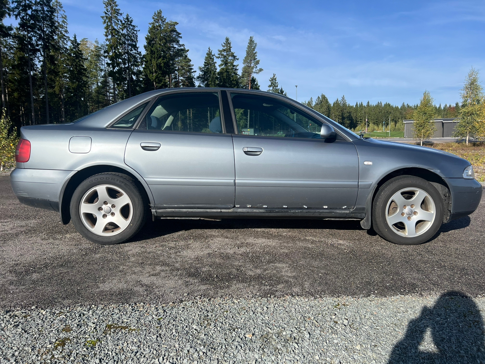 Audi A4 Sedan 1.8 T quattro Manuell 2001, photo 4/7