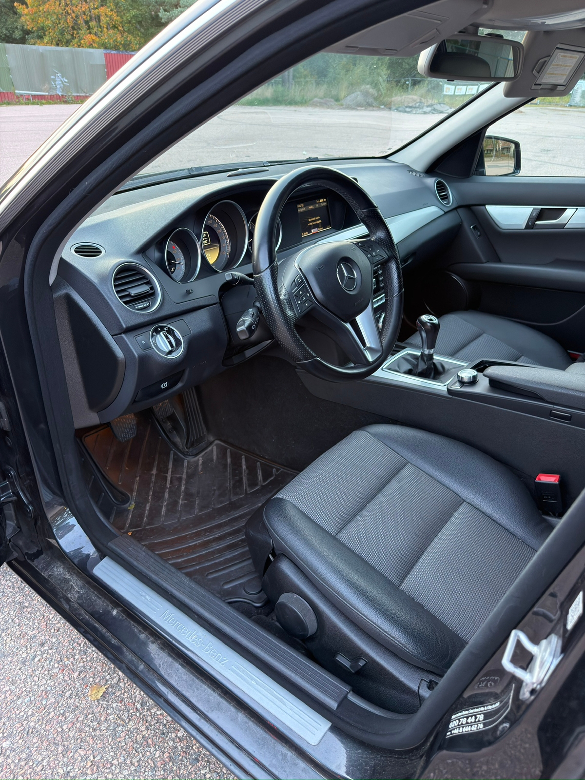 Mercedes-Benz C 2012, photo 6/10
