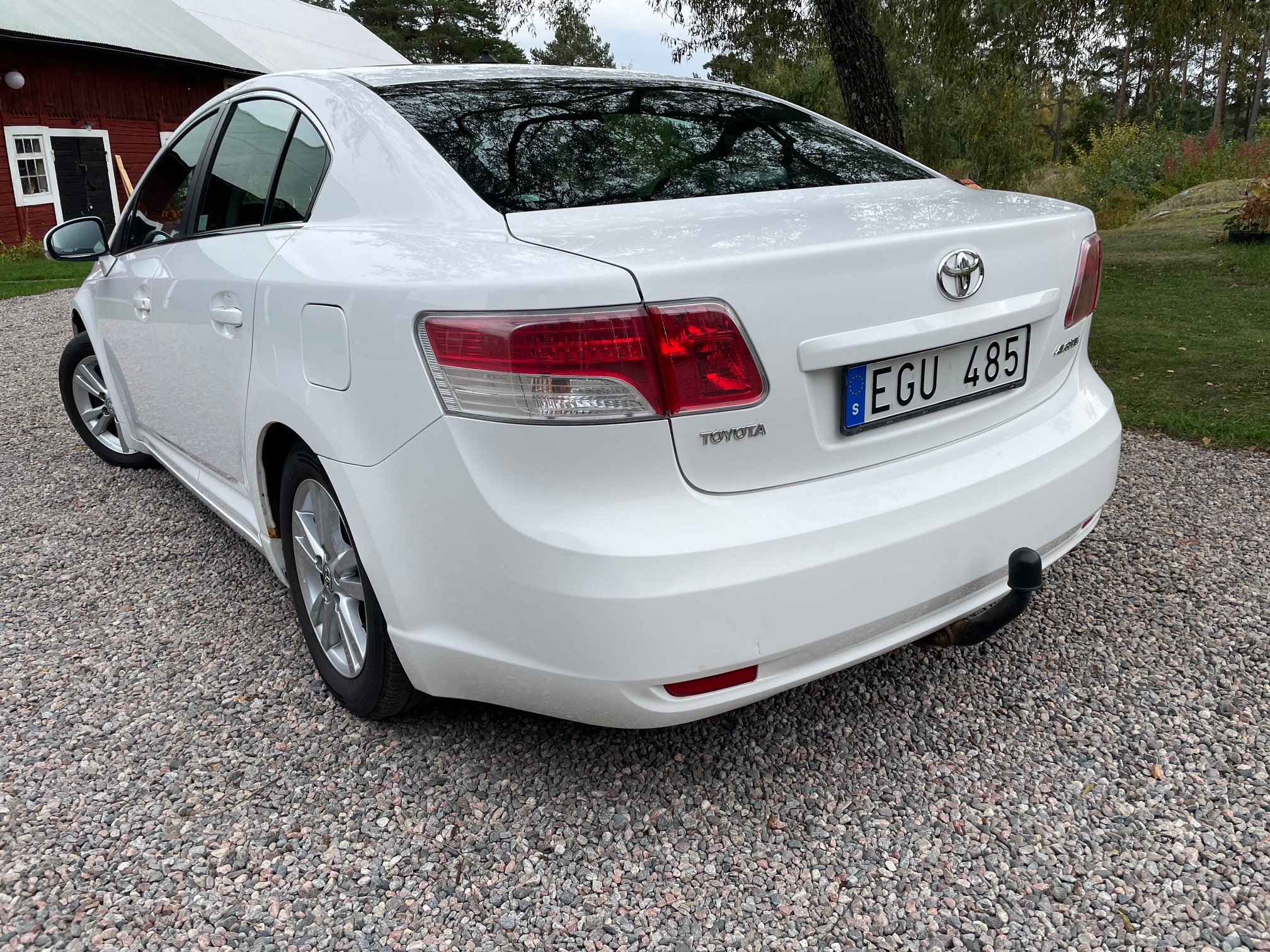 Toyota Avensis 2010, photo 2/4