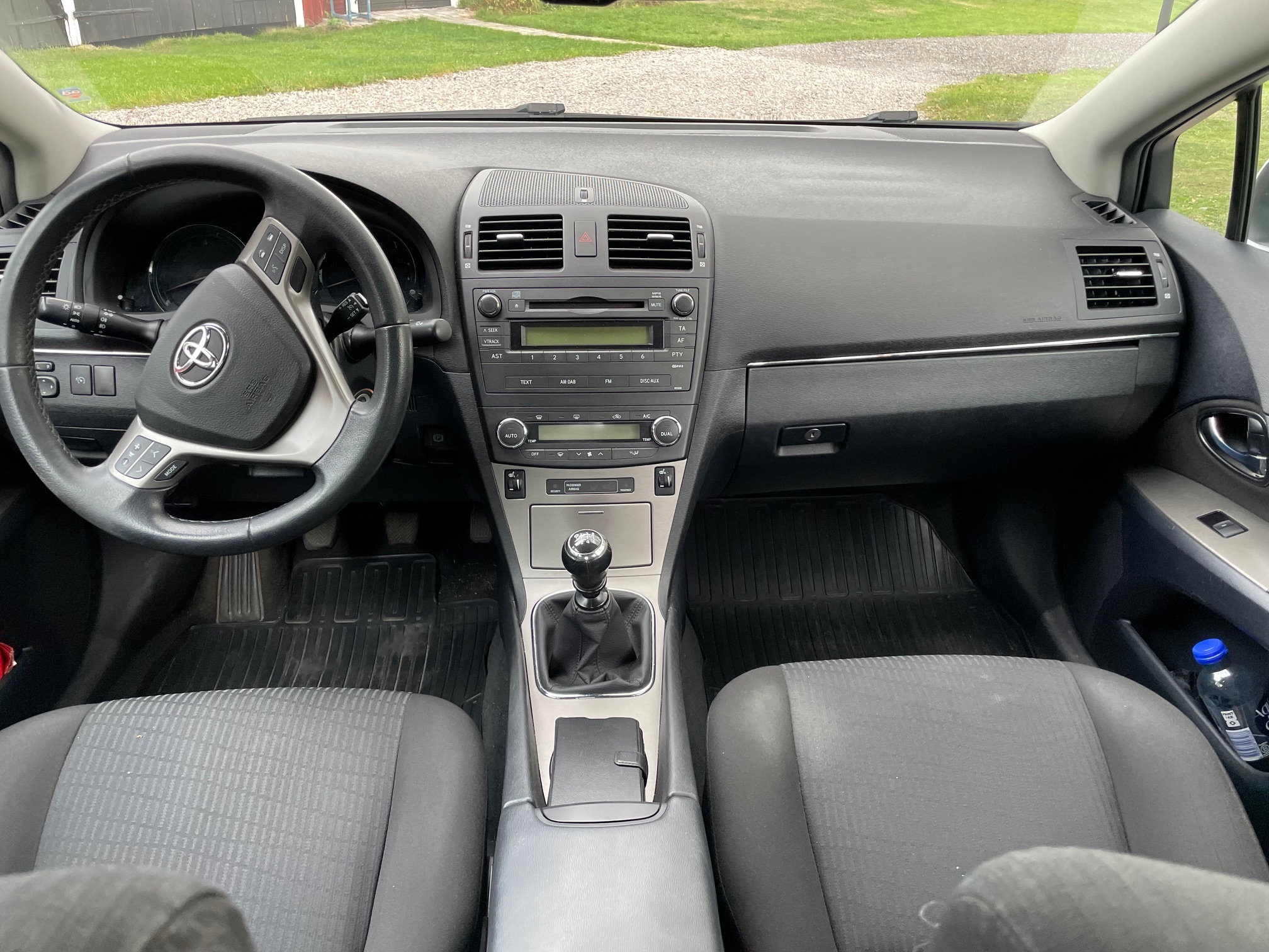 Toyota Avensis 2010, photo 4/4