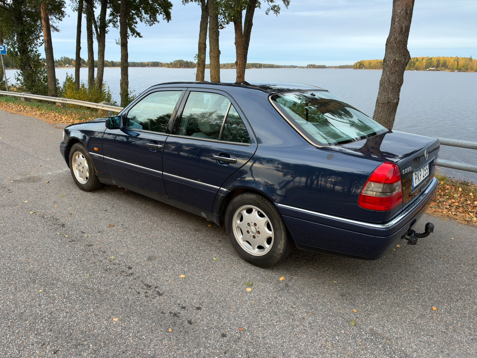Mercedes-Benz C 280 Automatisk 1995, photo 2/5