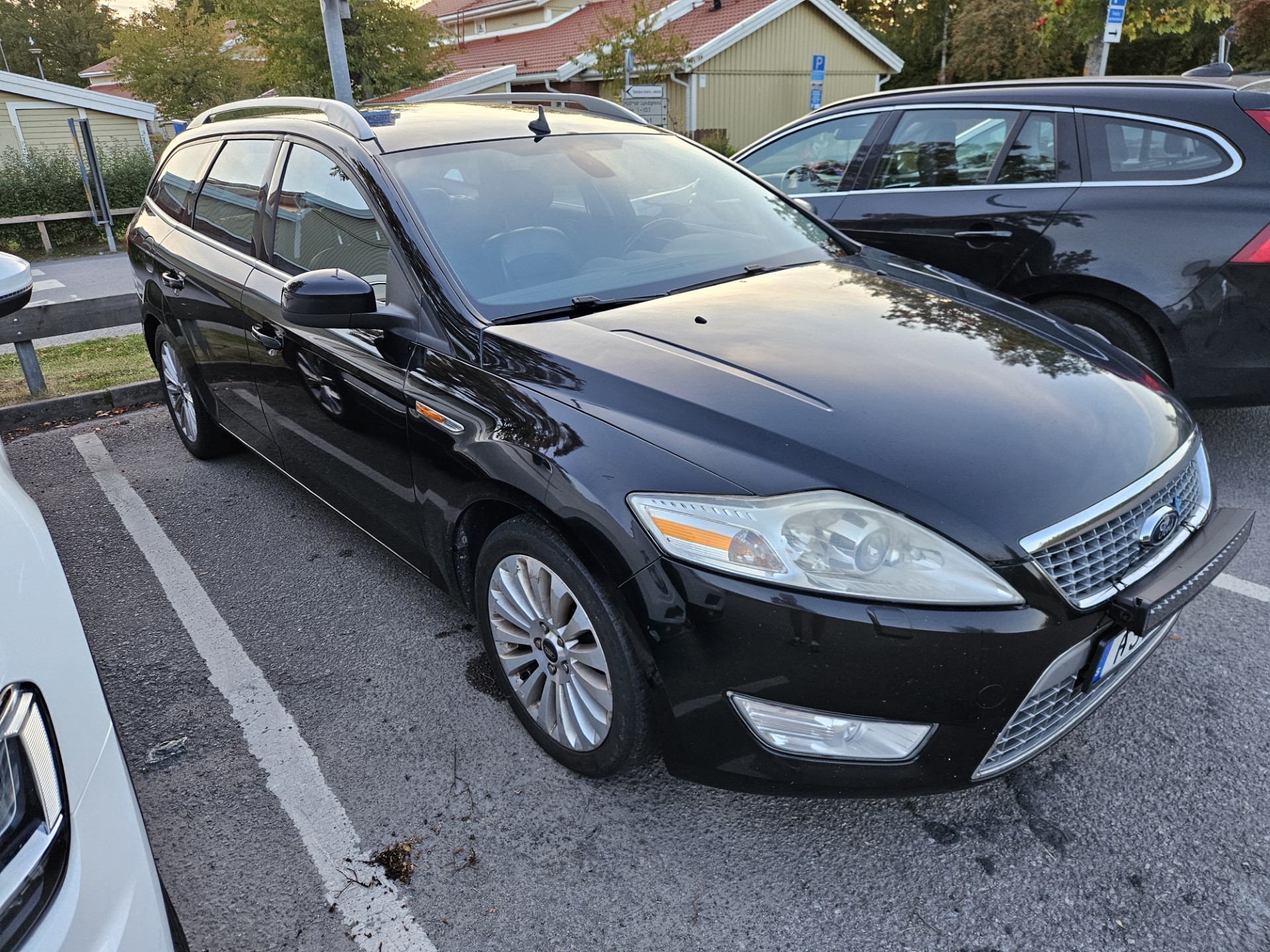 Ford Mondeo Titanium Kombi 2.5 Manuell 2007, kuva 2/2