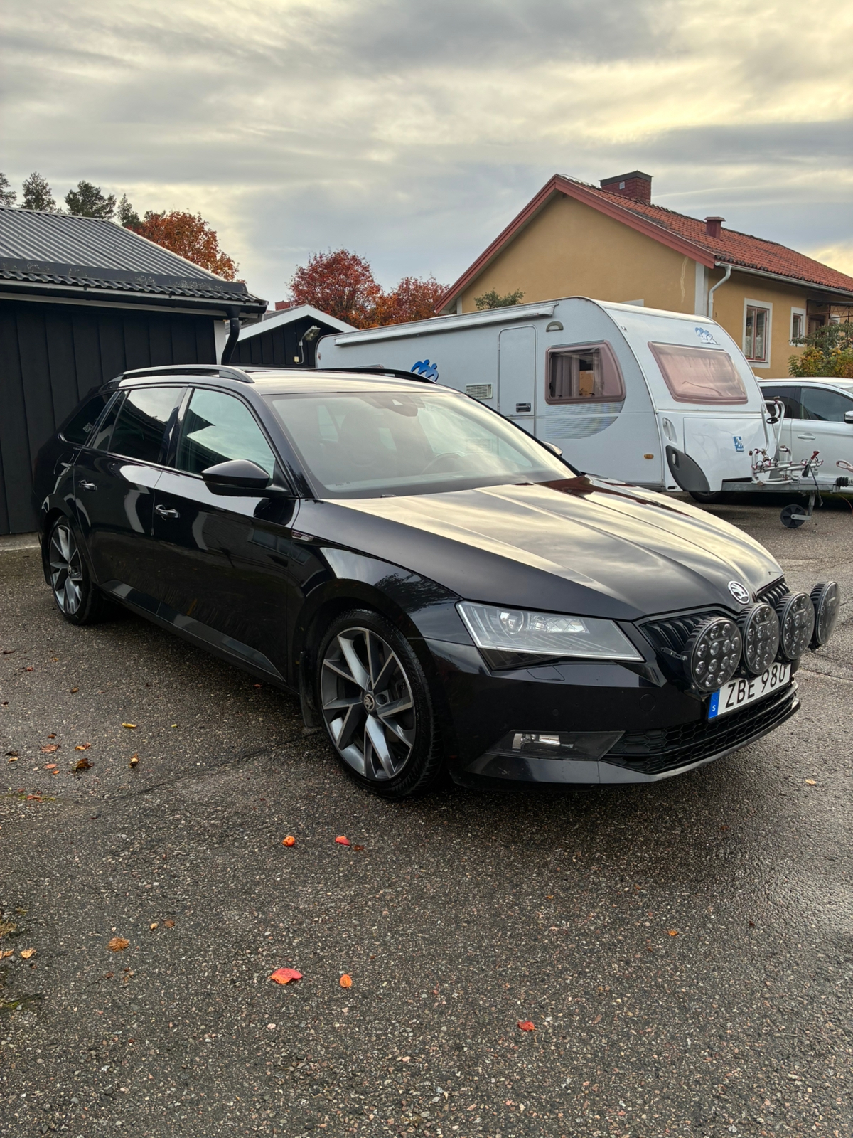 Skoda Superb 2018, kuva 2/6