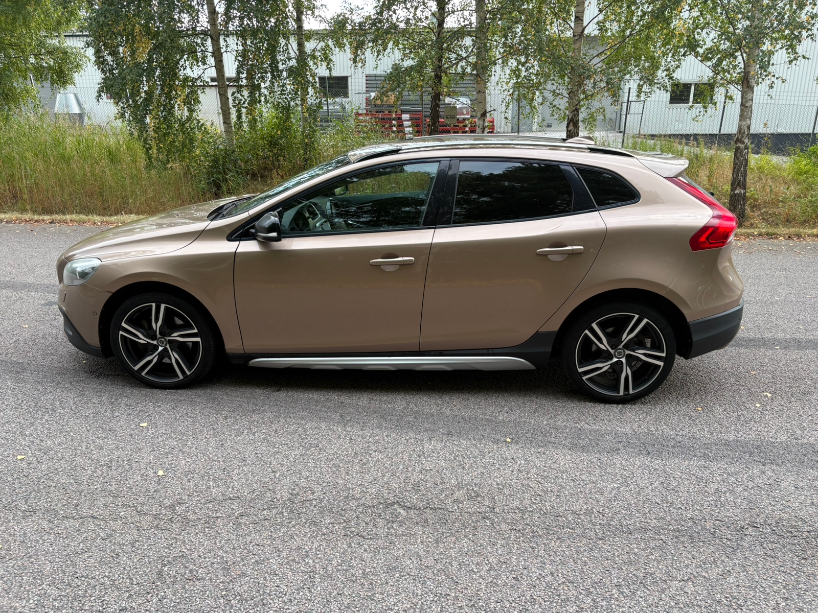 Volvo V40 Cross Country D4 Geartronic 2013, kuva 4/10
