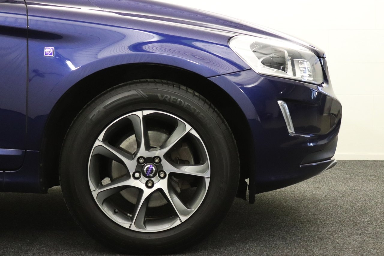 Volvo XC60 2016, kuva 7/10