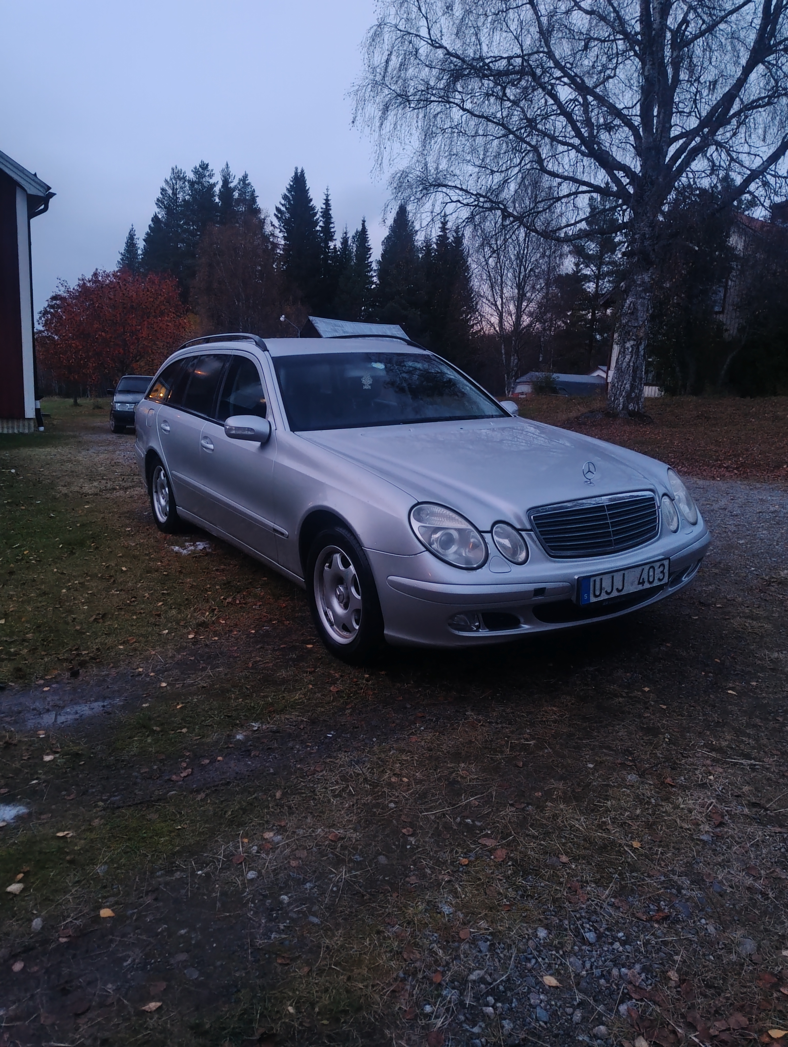 Mercedes-Benz E
