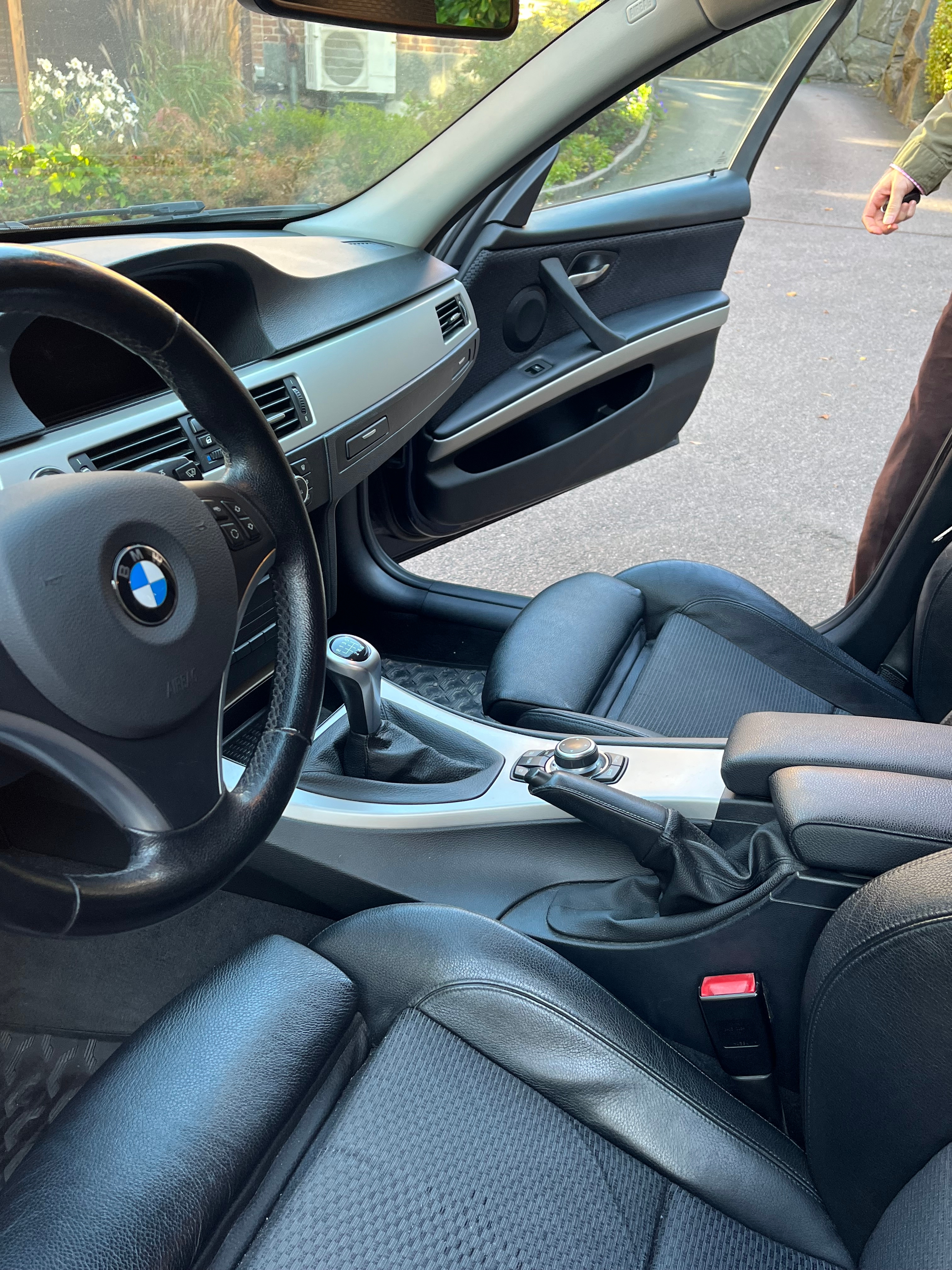 BMW 320 i Touring Manuell 2011, kuva 5/10