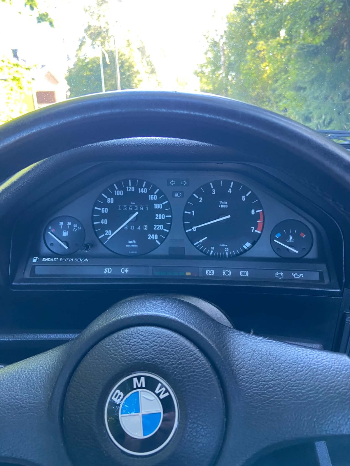 BMW 318 i 2-dörrars Sedan Manuell 1988, photo 4/4