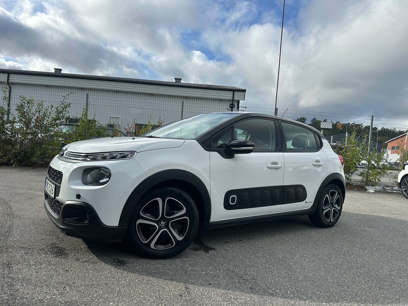 Citroen C3 1.2 PureTech 82 Manuell 2018, kuva 2/7