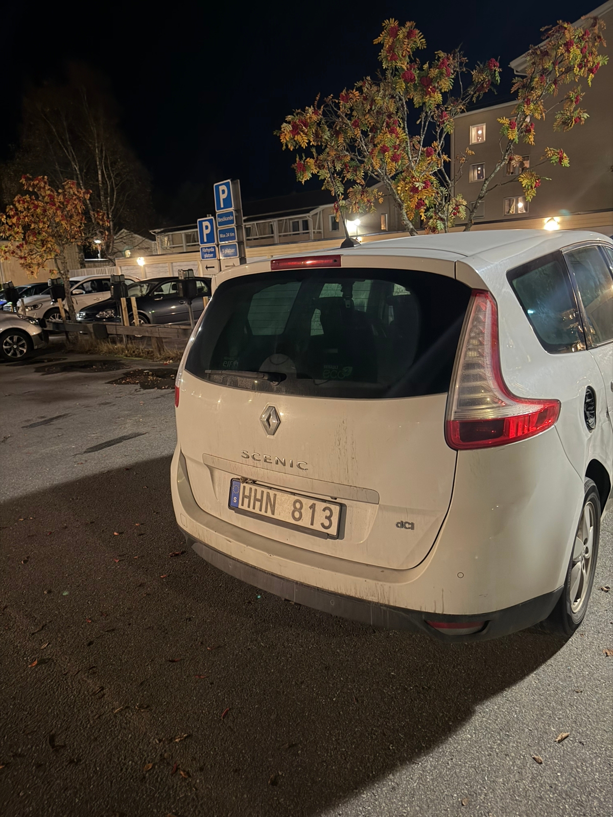 Renault Grand Scenic III 1.6 dCi Manuell 2012, kuva 2/9