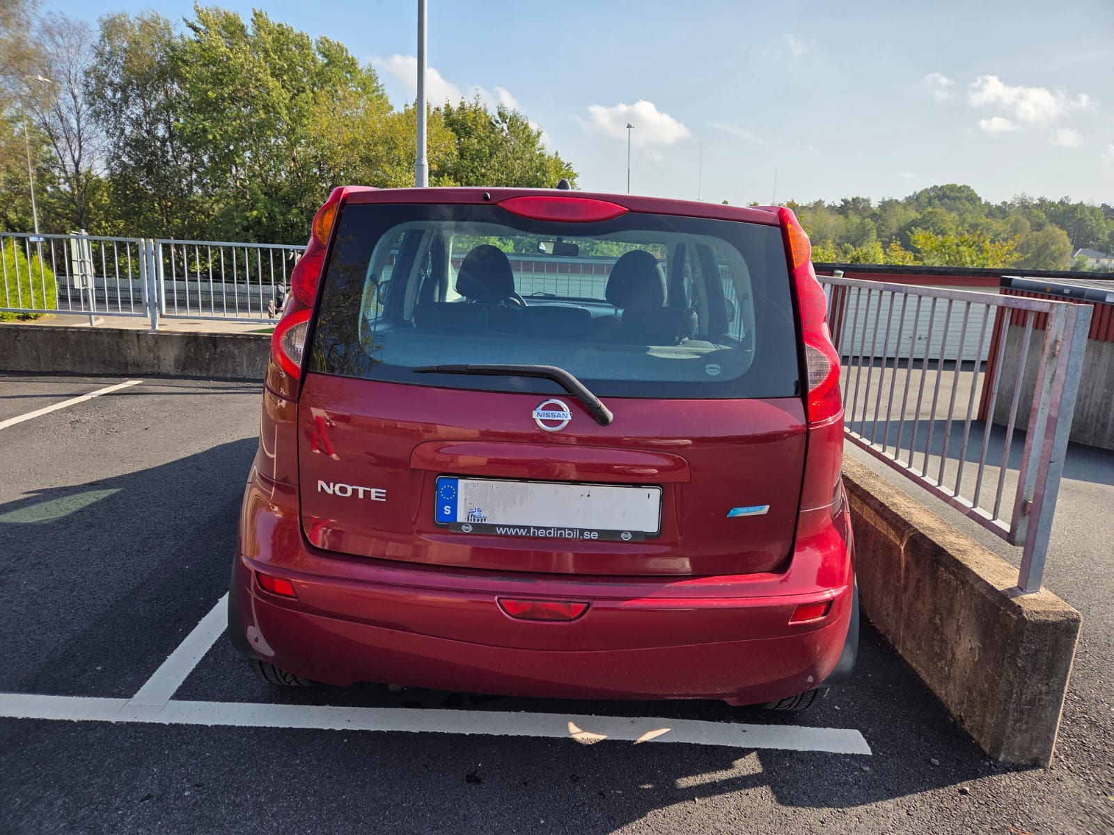 Nissan Note 1.4 Manuell 2011, bild 6/9