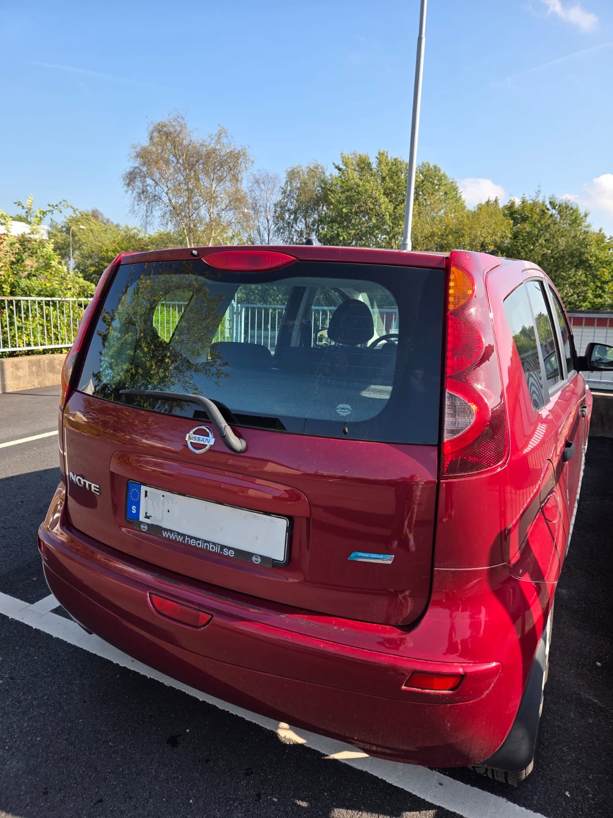Nissan Note 1.4 Manuell 2011, bild 7/9