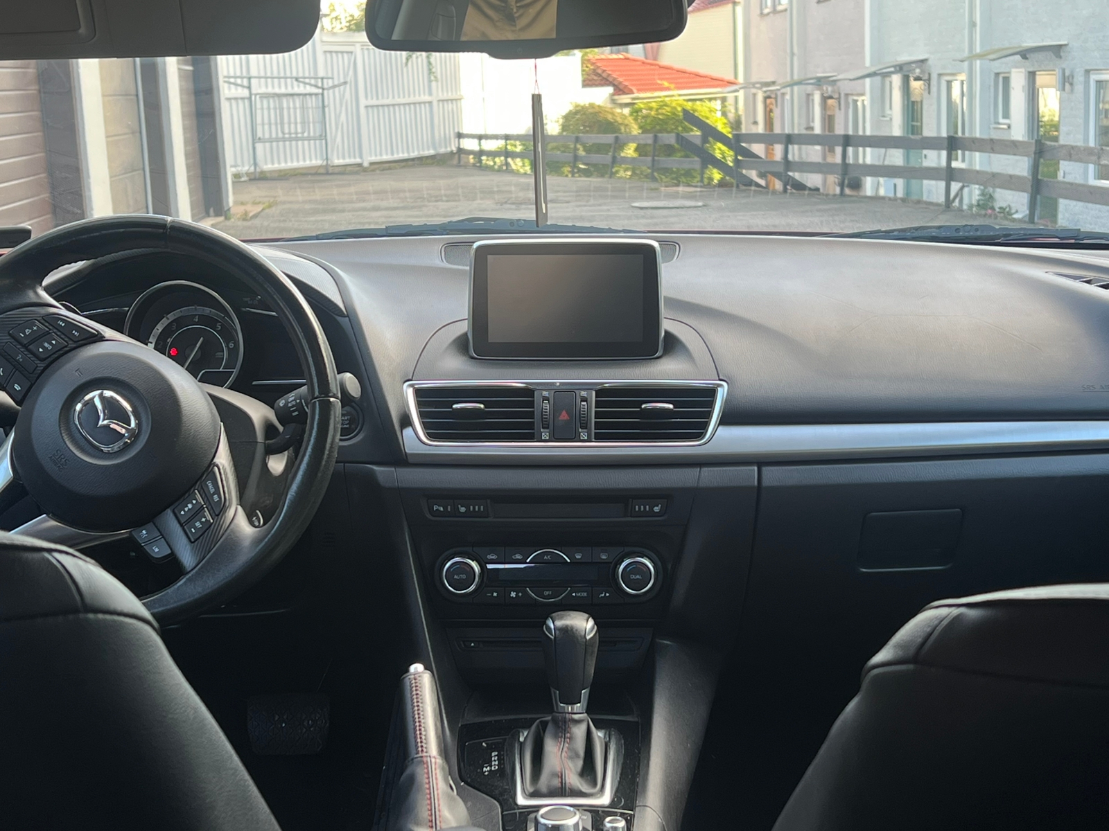 Mazda 3 Sport 2.2 SKYACTIV-D Automatisk 2015, bild 8/8