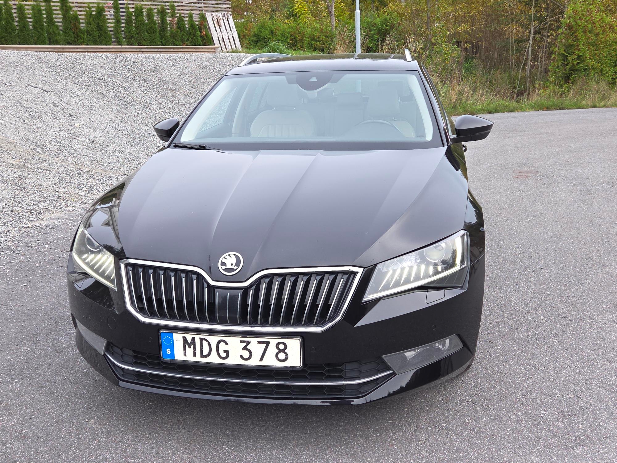 Skoda Superb 2016, kuva 2/10