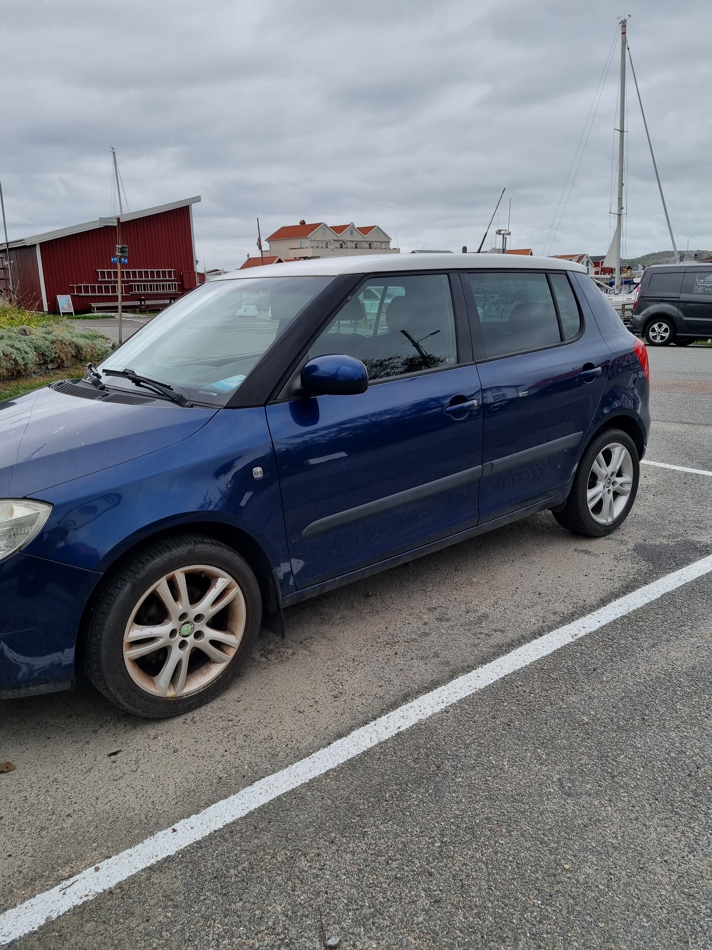 Skoda Fabia 1.2 Manuell 2009, bild 6/7