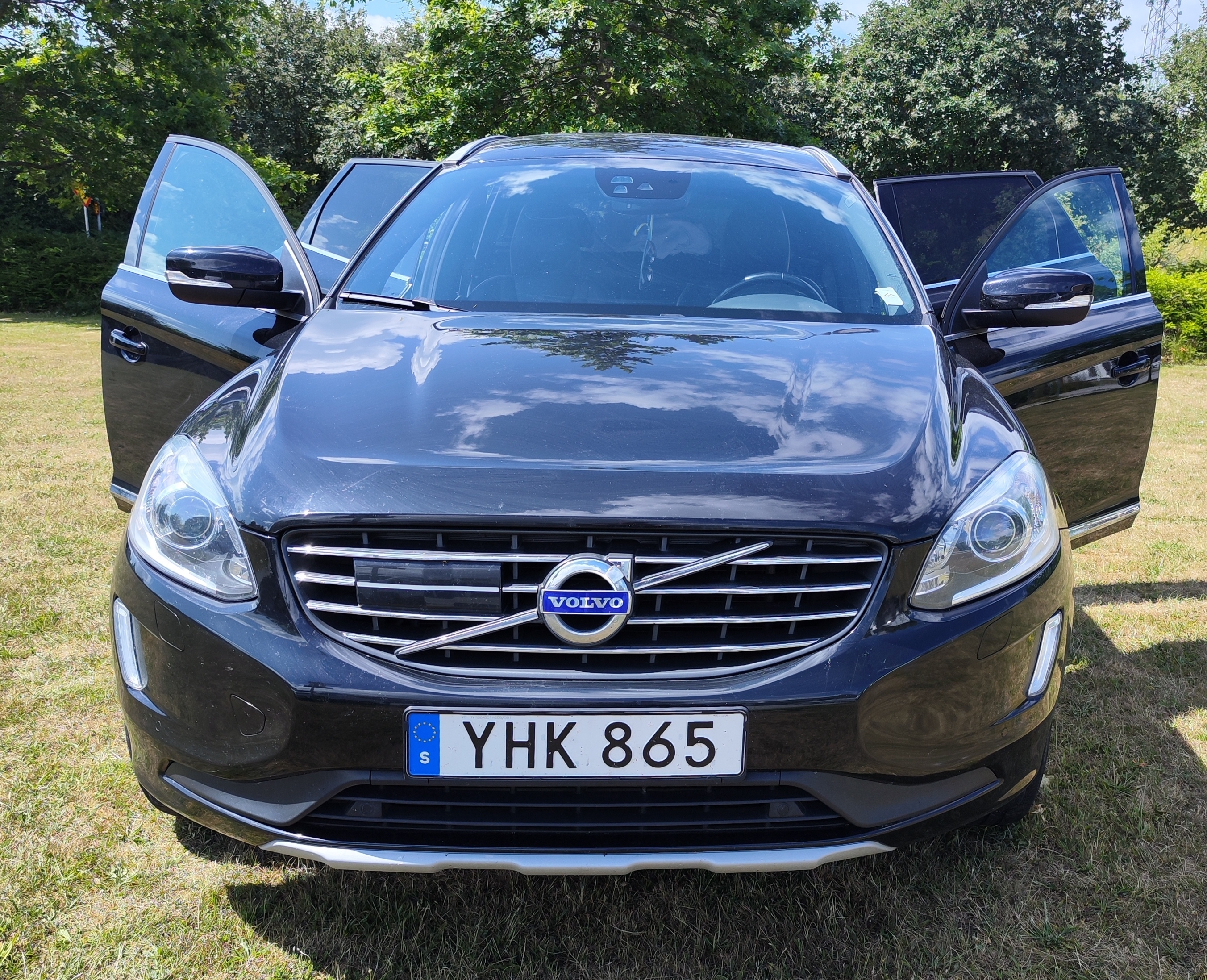 Volvo XC60 D4 Manuell 2017, photo 2/5