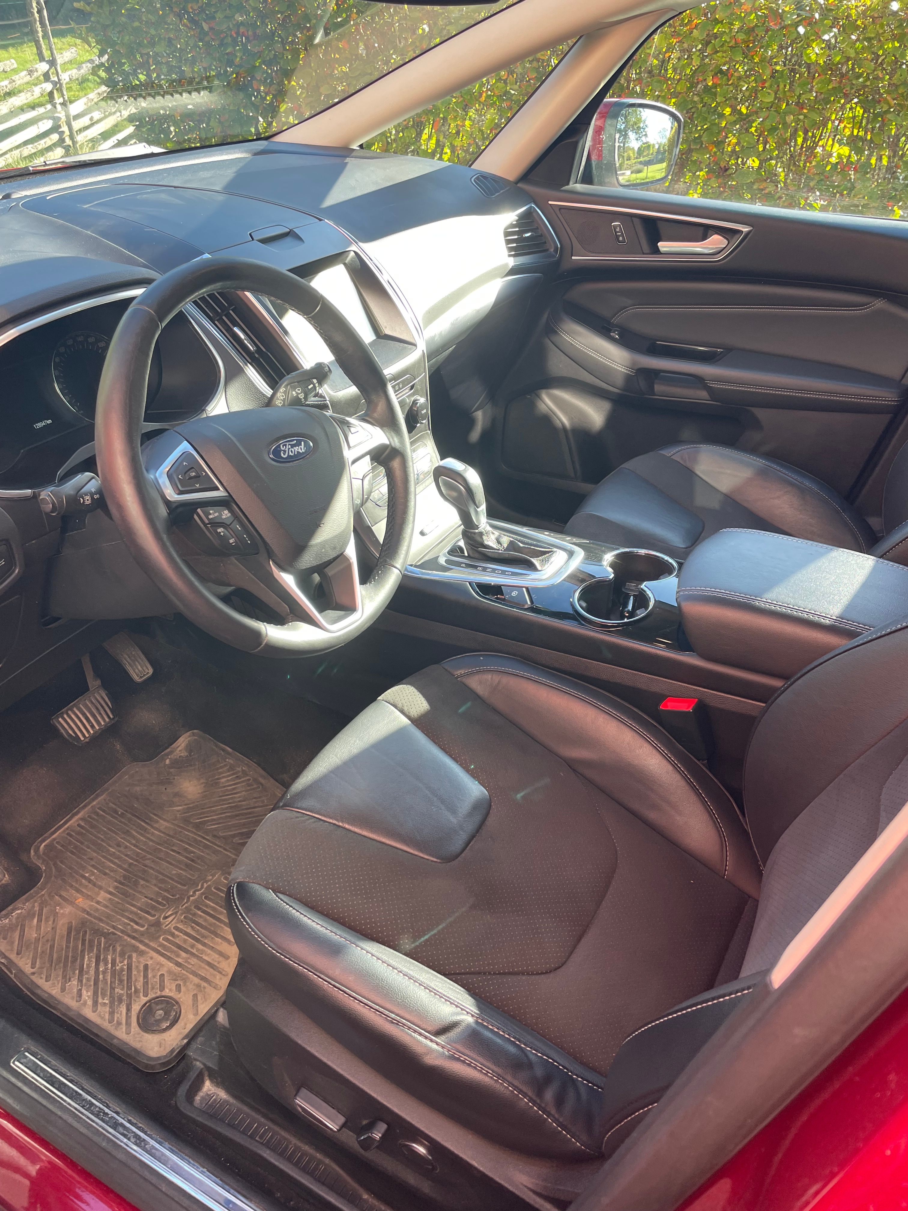 Ford S-MAX 2.0 TDCi AWD Powershift 2018, bild 2/7