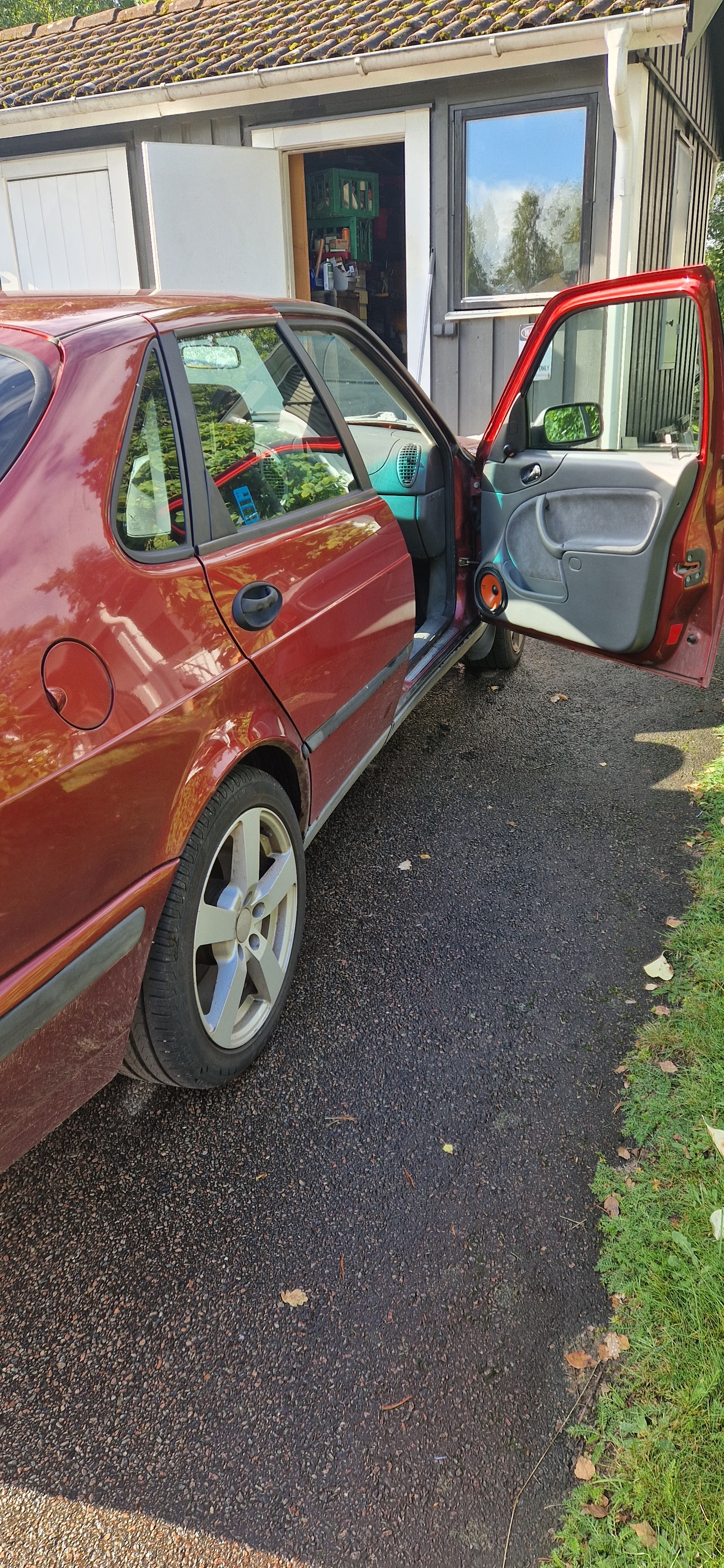 Saab 9-3 5-dörrar 2.0 Turbo Manuell 1999, photo 4/7