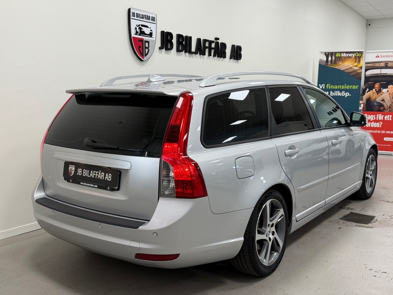 Volvo V50 2010, photo 6/10