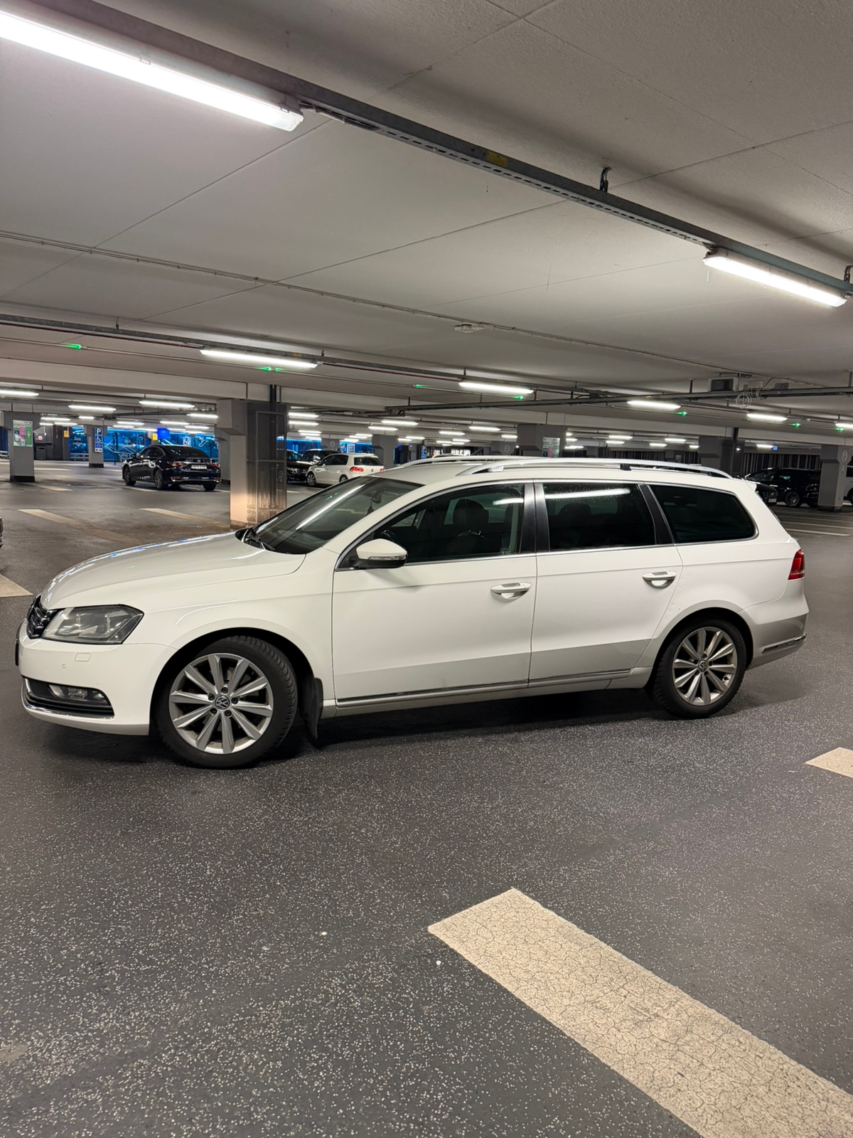 Volkswagen Passat 2012, bild 2/10
