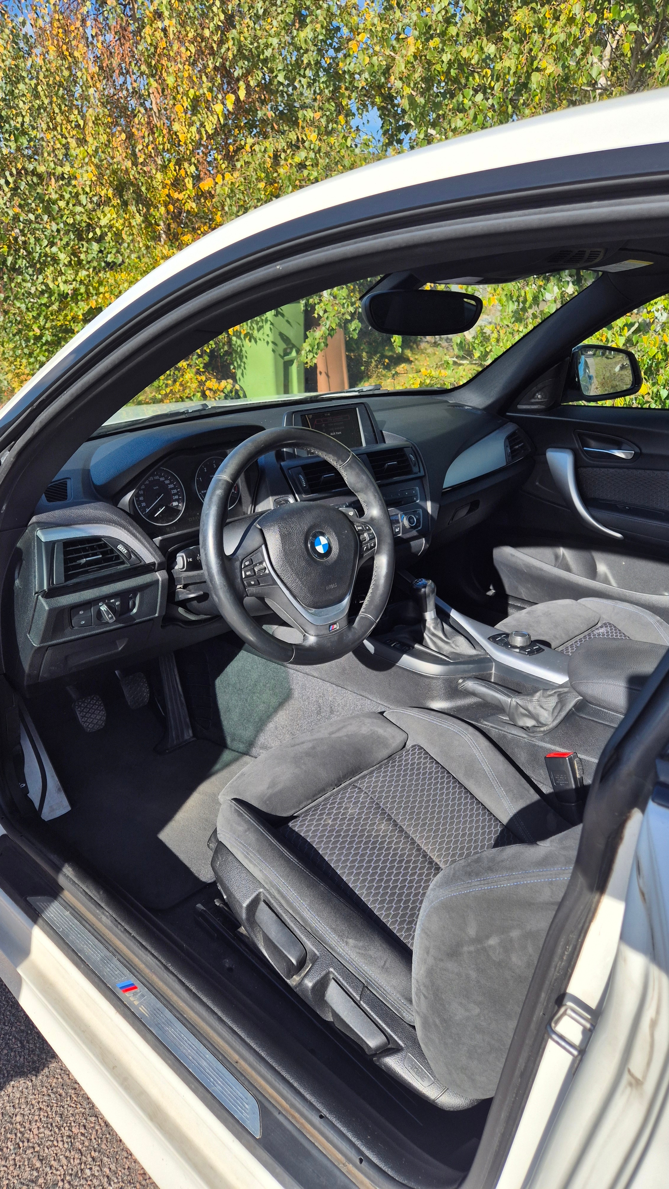 BMW 120 2013, photo 5/8