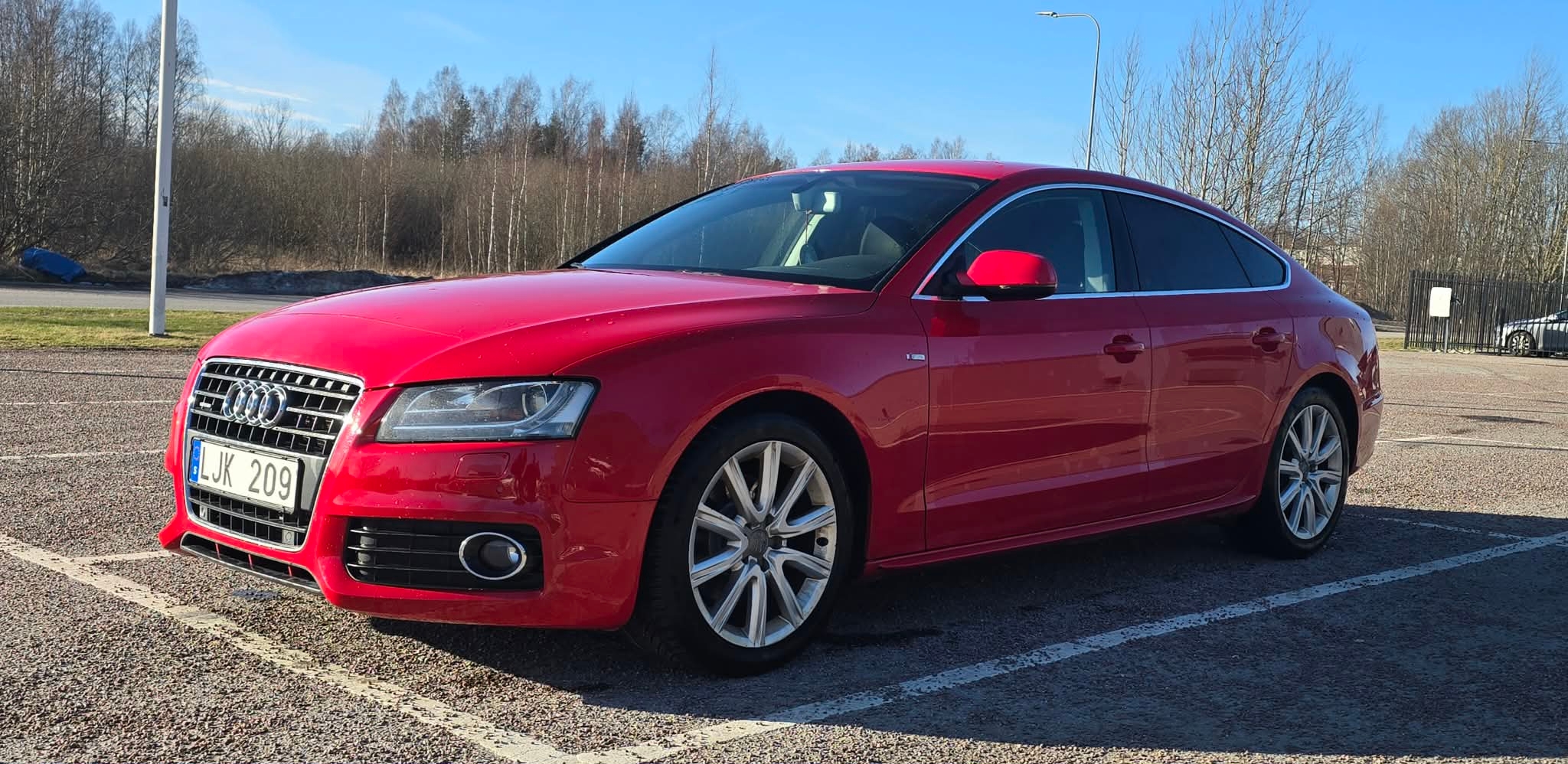 Audi A5 2010, bild 2/6
