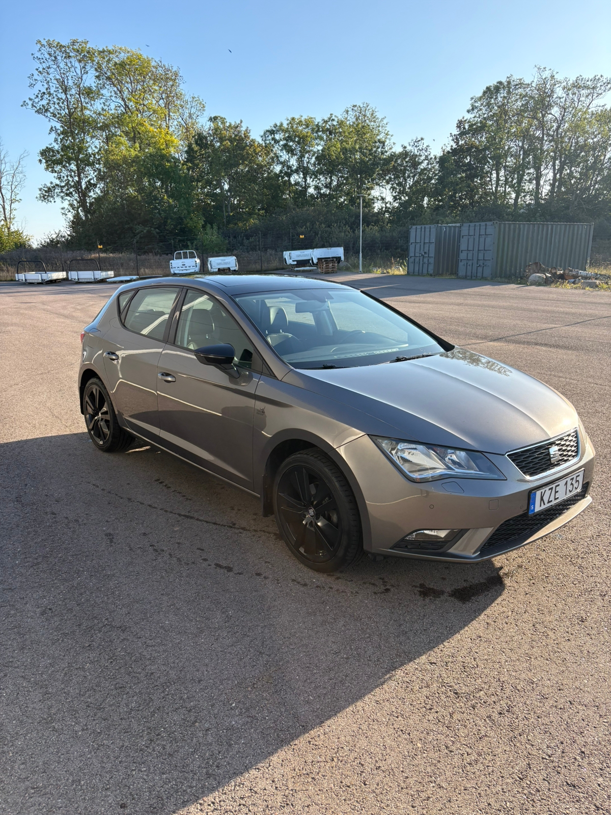 Seat Leon 1.2 TSI Manuell 2016, kuva 2/7