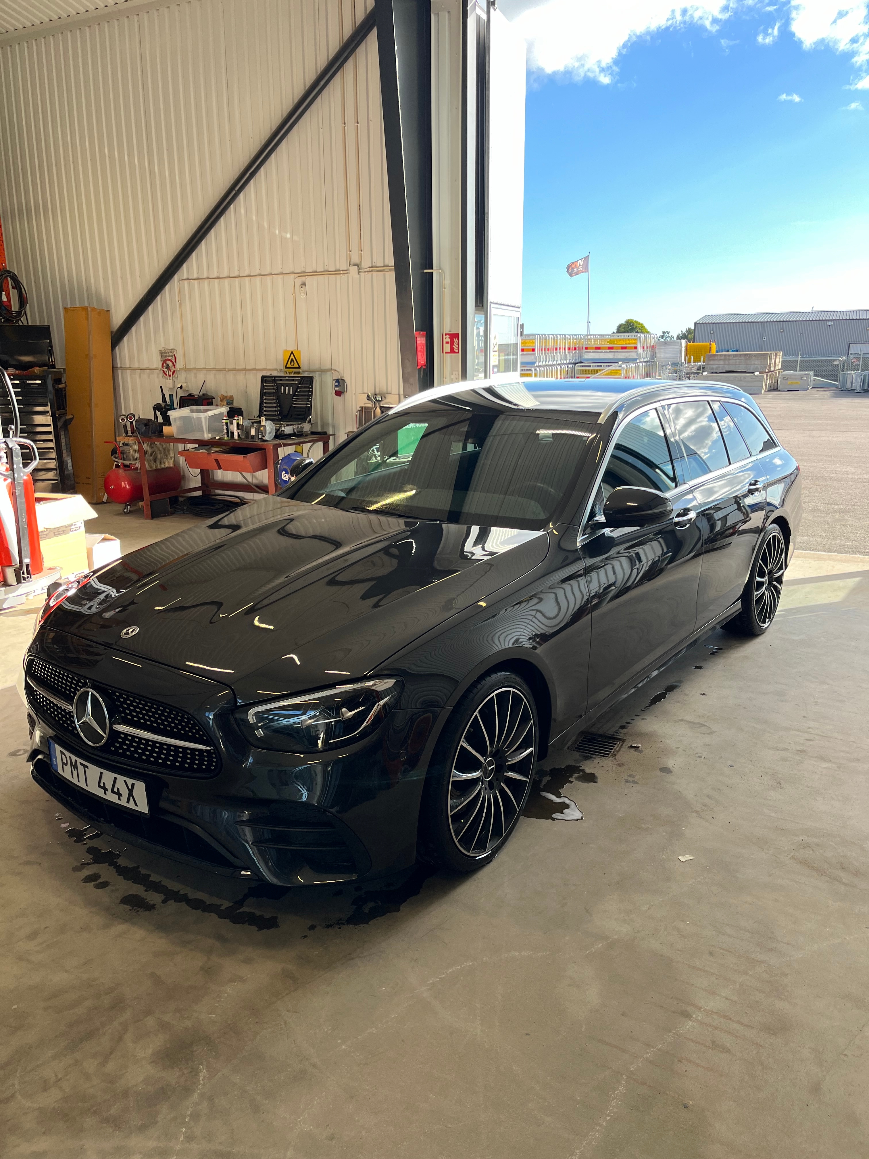 Mercedes-Benz E 220 T d 9G-Tronic 2023, bild 6/7