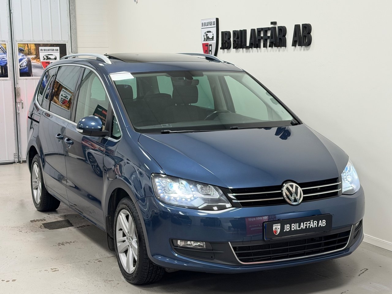 Volkswagen Sharan 2017, photo 3/10