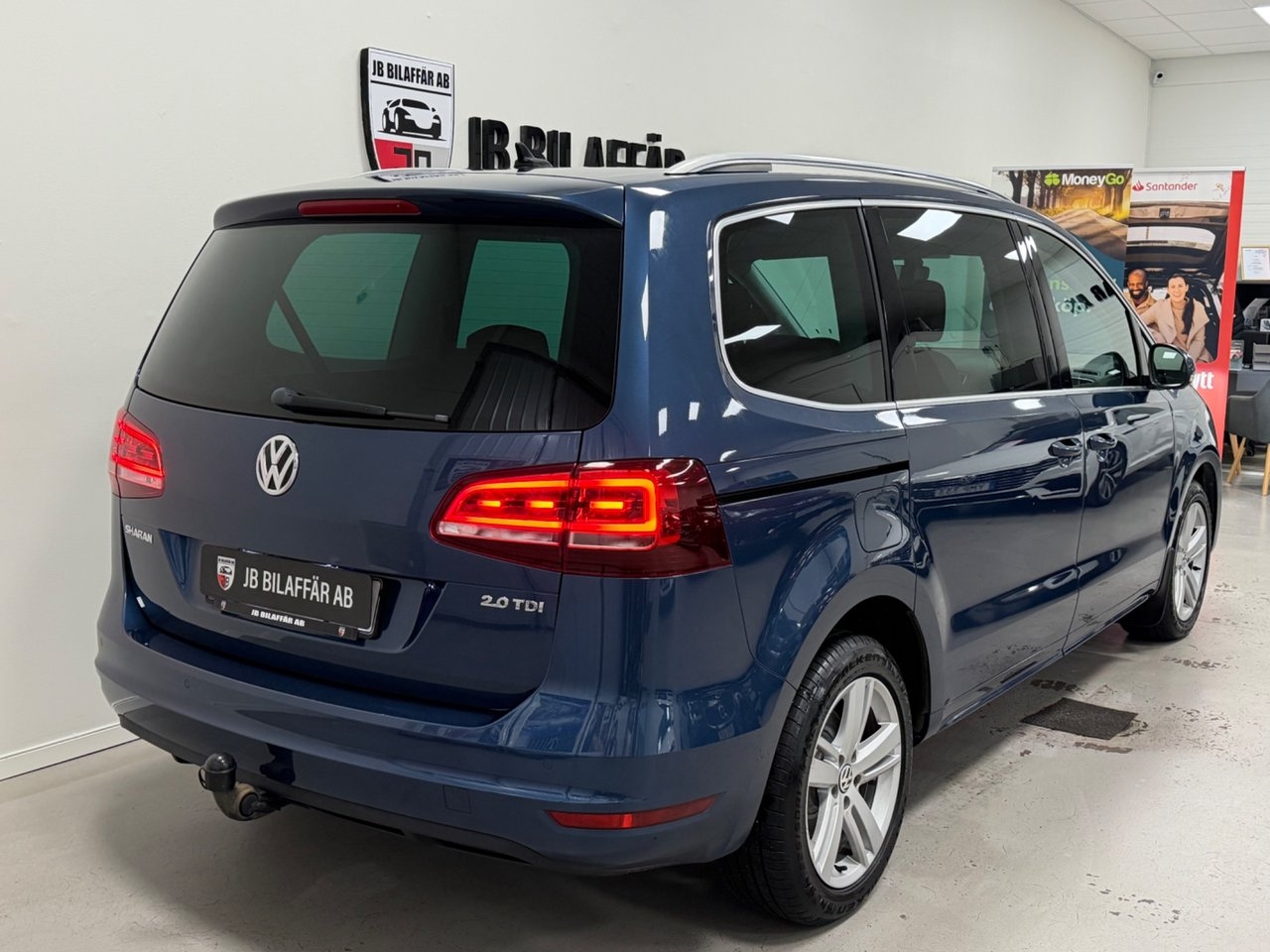 Volkswagen Sharan 2017, photo 6/10
