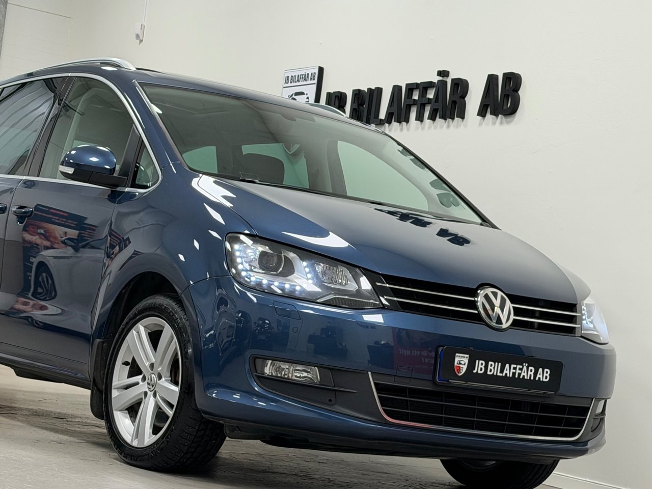 Volkswagen Sharan 2017, photo 4/10