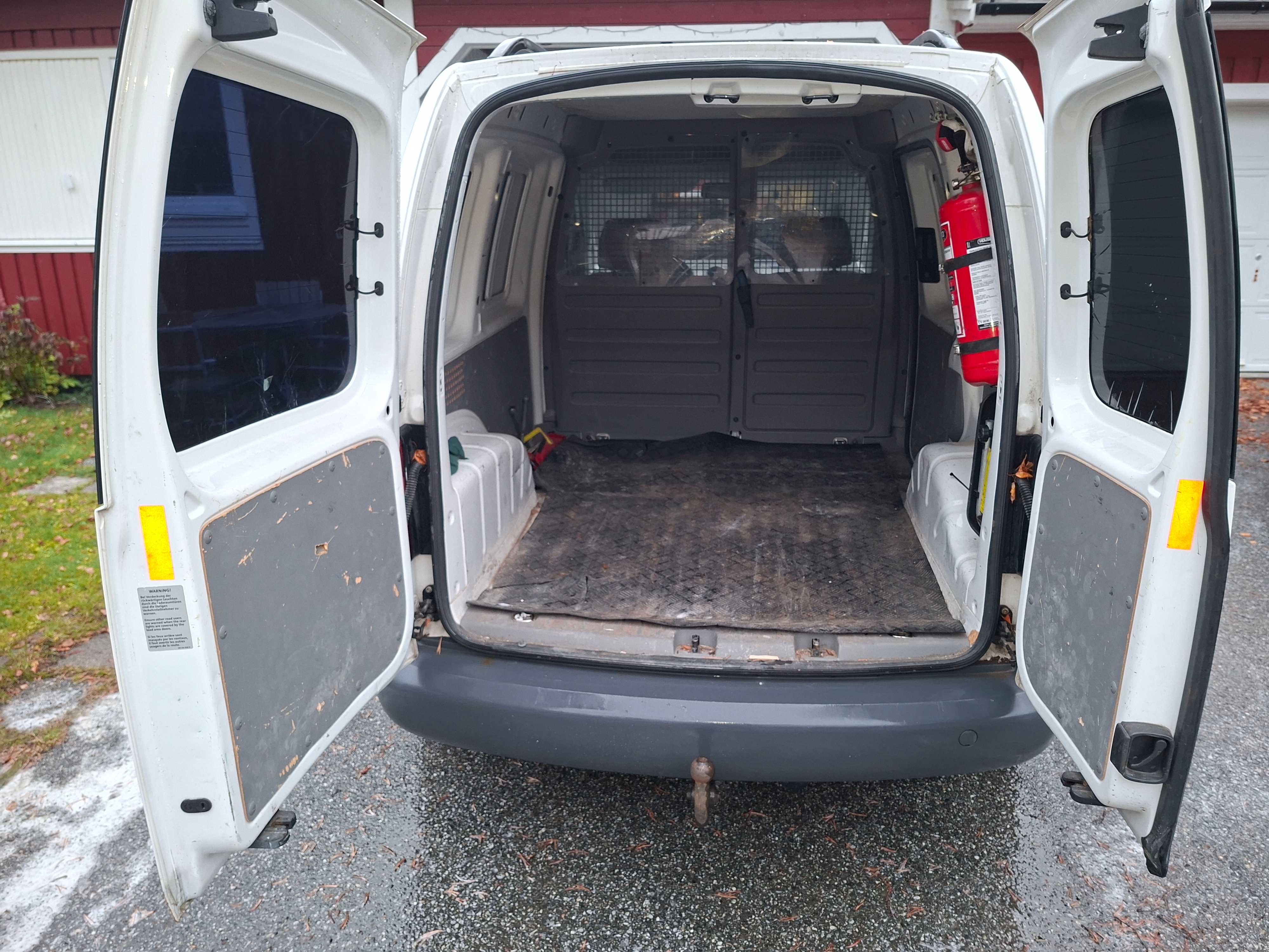Volkswagen Caddy Skåpbil 2.0 SDI Manuell 2008, photo 3/6